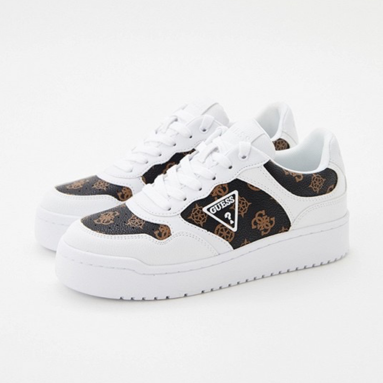 Дамски кецове Guess Women Sneakers FLPMI2 FAL12 WHIBR Lateral View