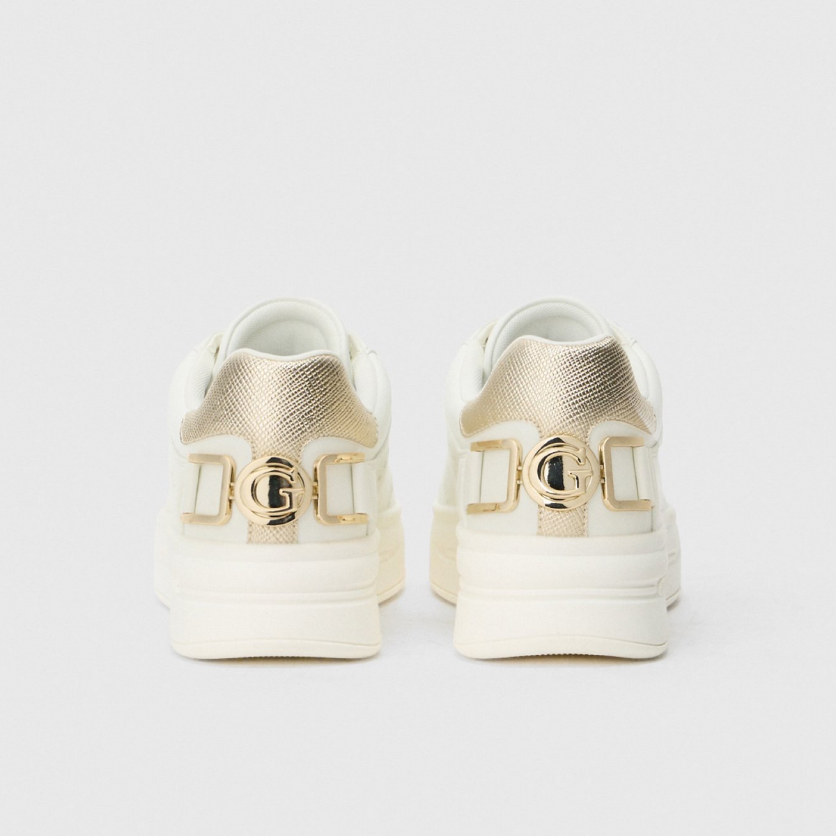 Дамски кецове Guess Wesli Women Sneakers FLPWES ELE12 WHIGO Heel View