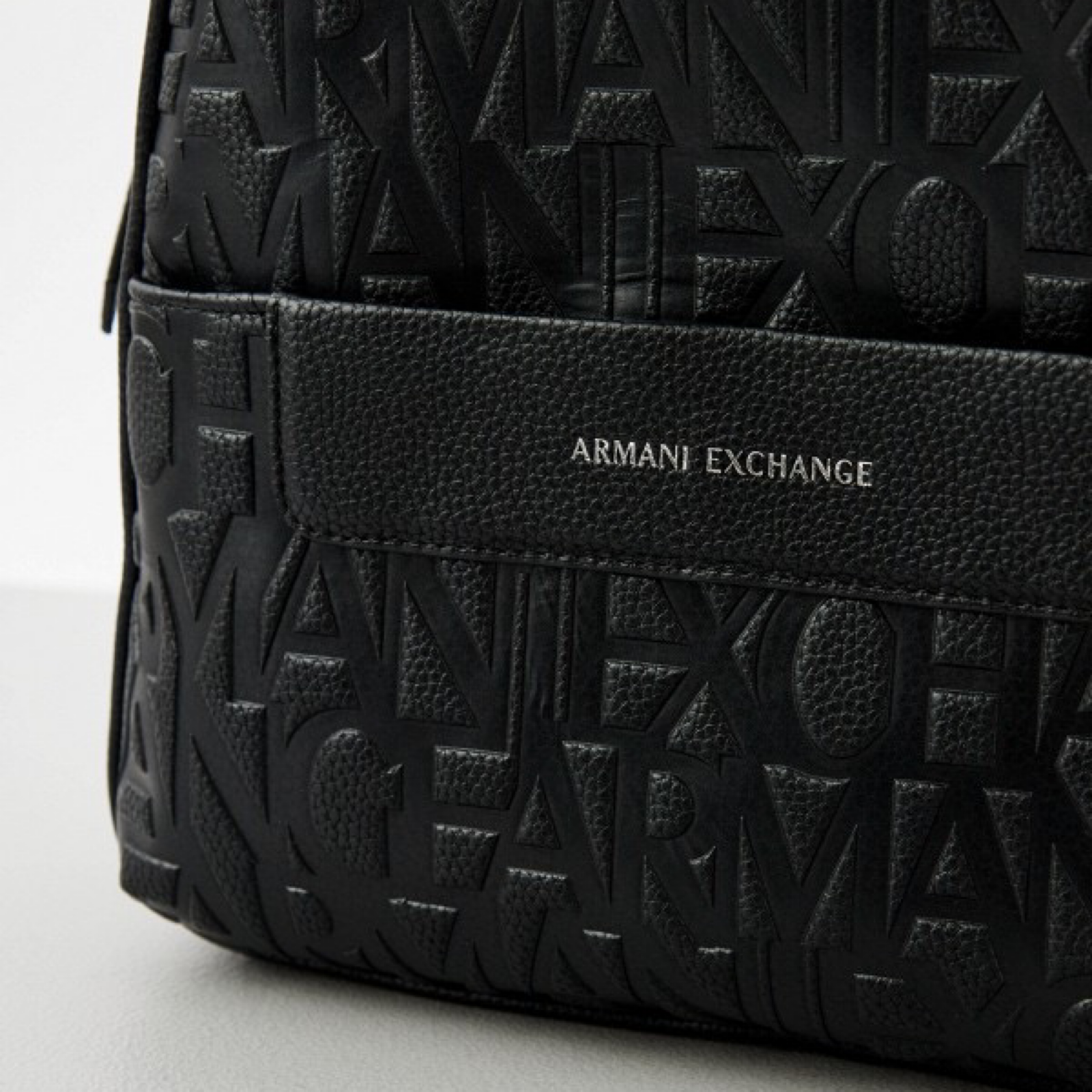 Дамска раница Armani Exchange Women Rucksack XW002234 AF15774 UC001 Close-Up
