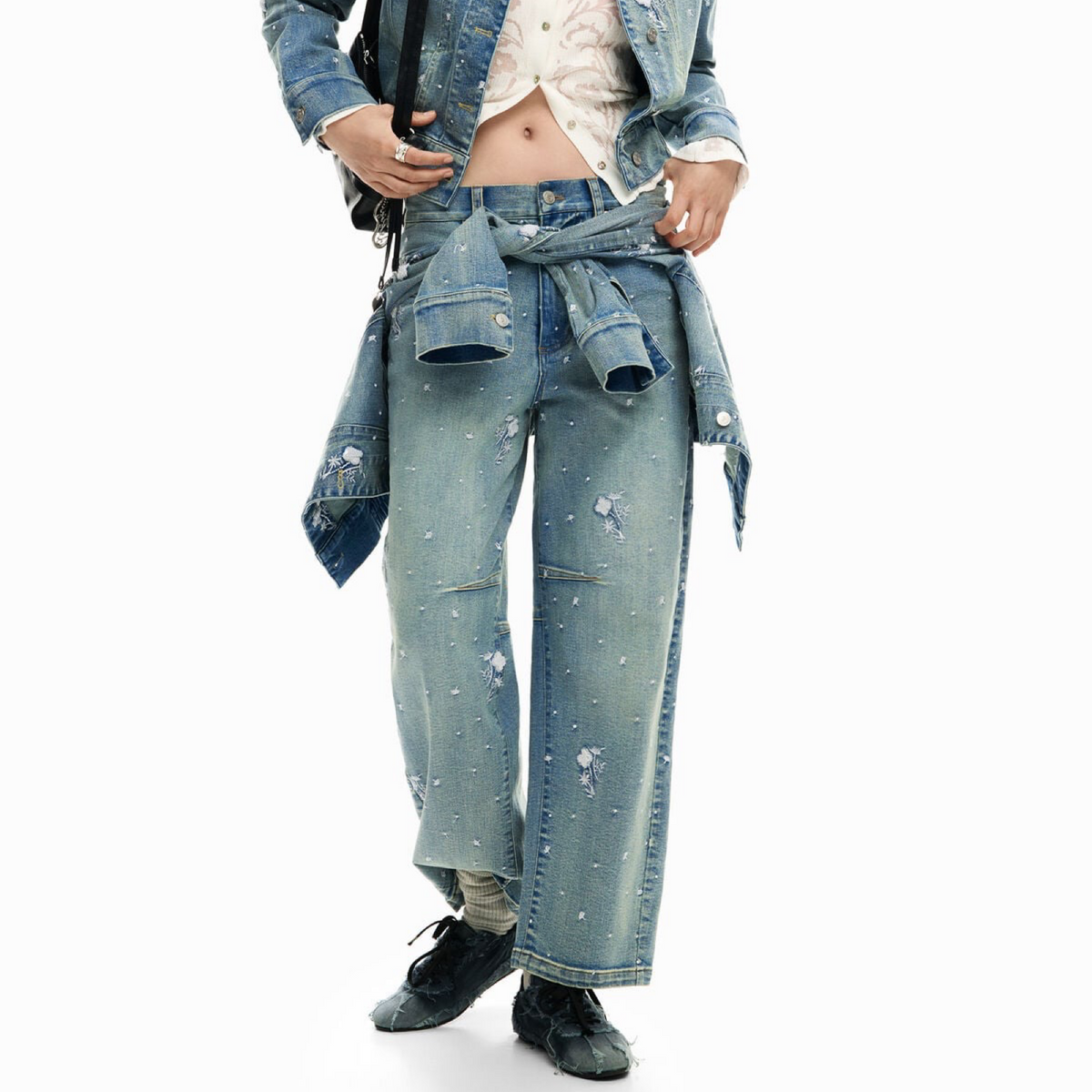 Дамски дънки Desigual Women Jeans 26SWDD36 5053 Front View
