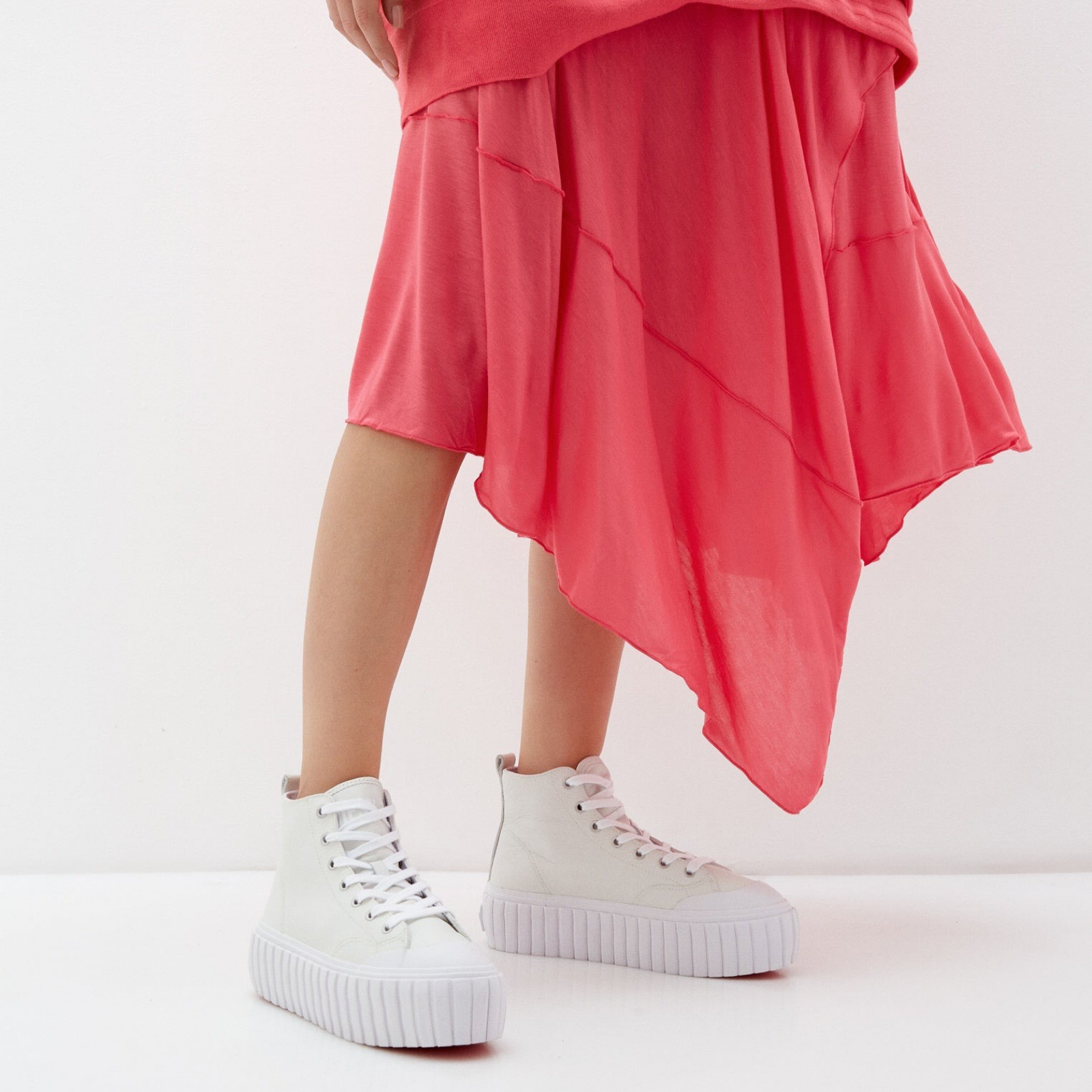 Diesel дамски високи кецове