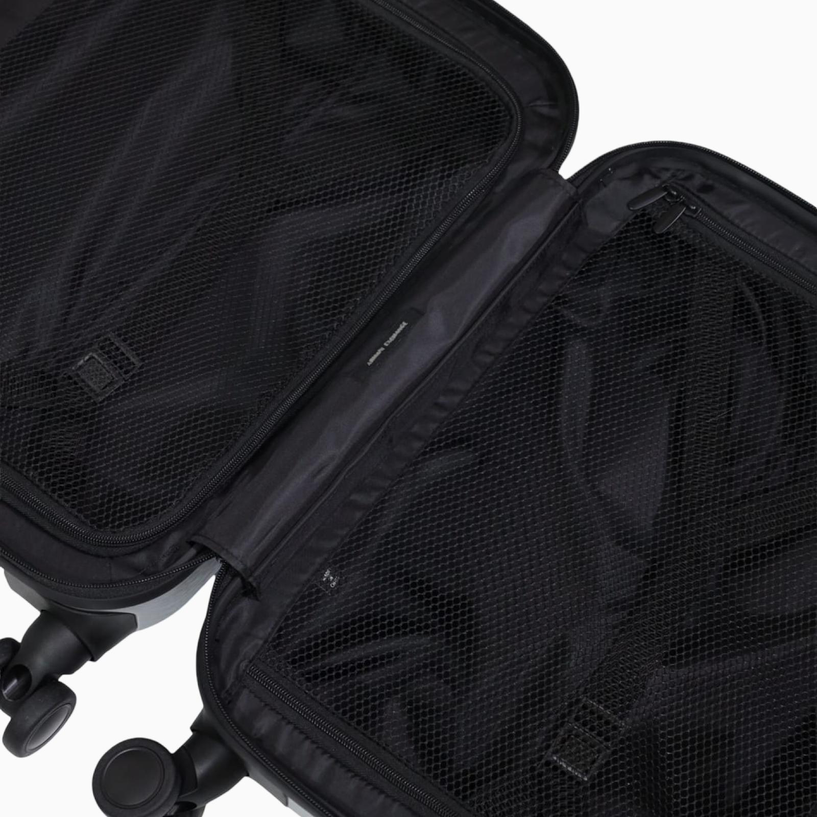 Куфър Armani Exchange Men Trolley Suitcase XW002233 AF21472 M8104 Inside View