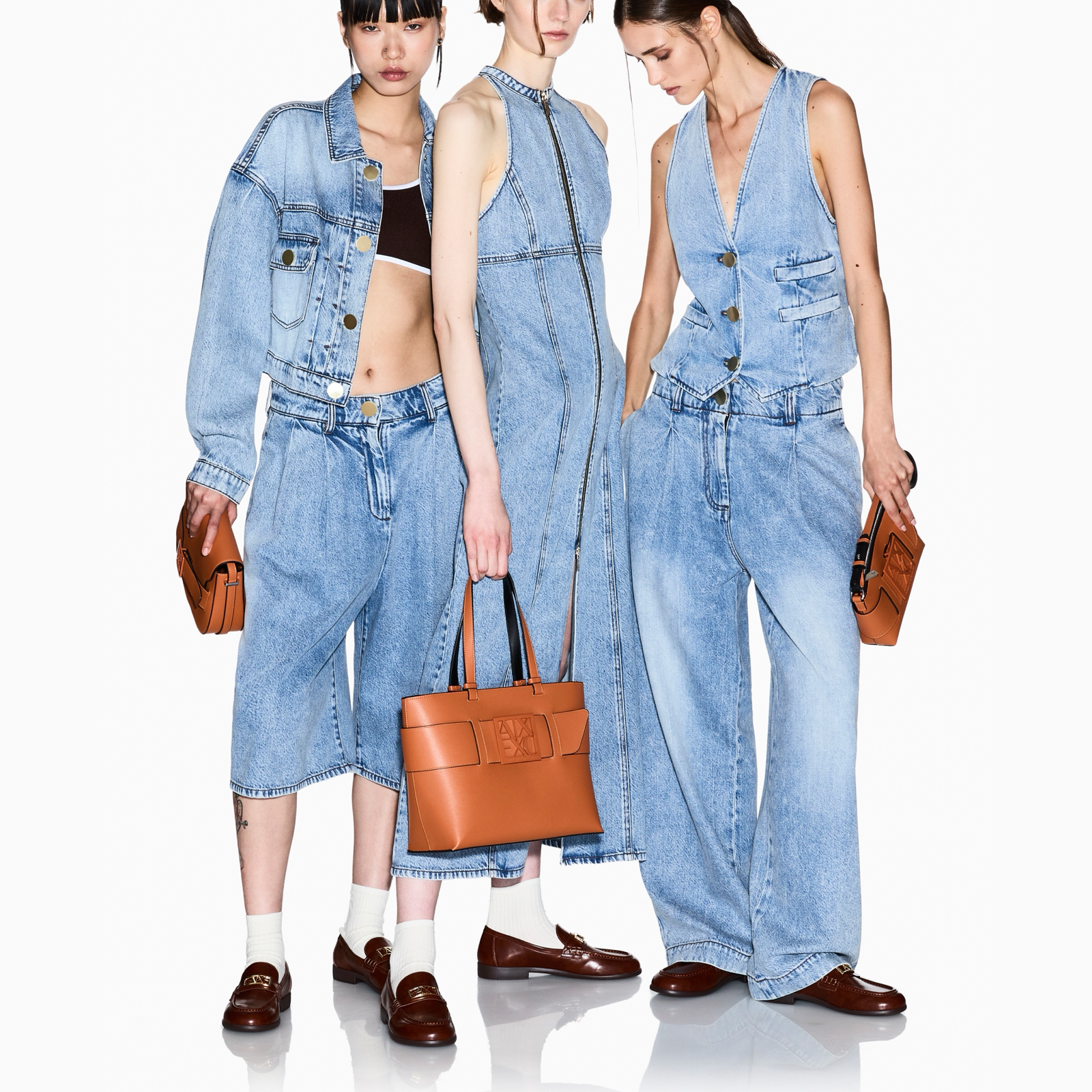 Дамско дънково яке Armani Exchange Women Denim Jacket XW002260AF21338-MB001 Models View