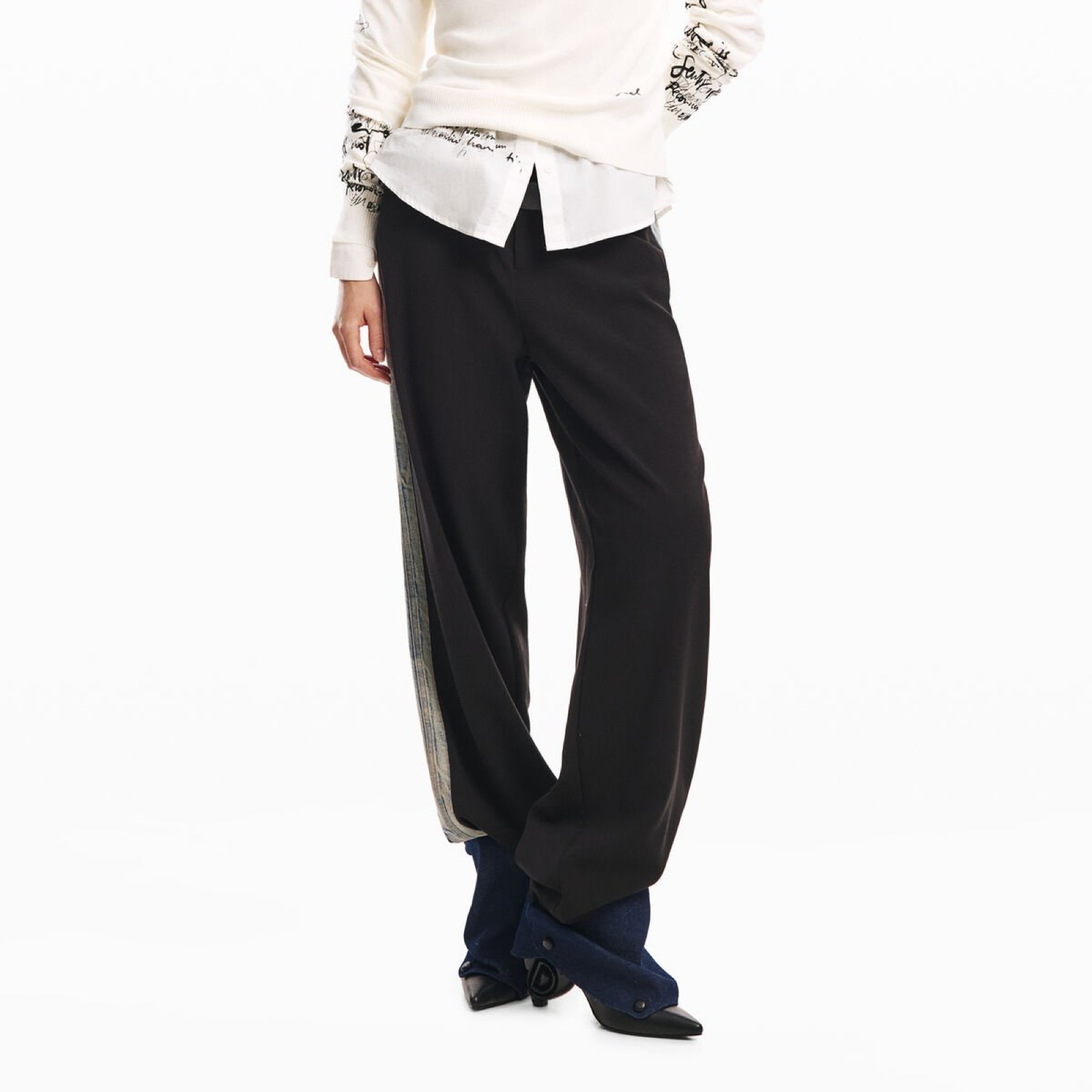 Дамски панталон Desigual Women Trousers 26SWPW26 2000 Front View
