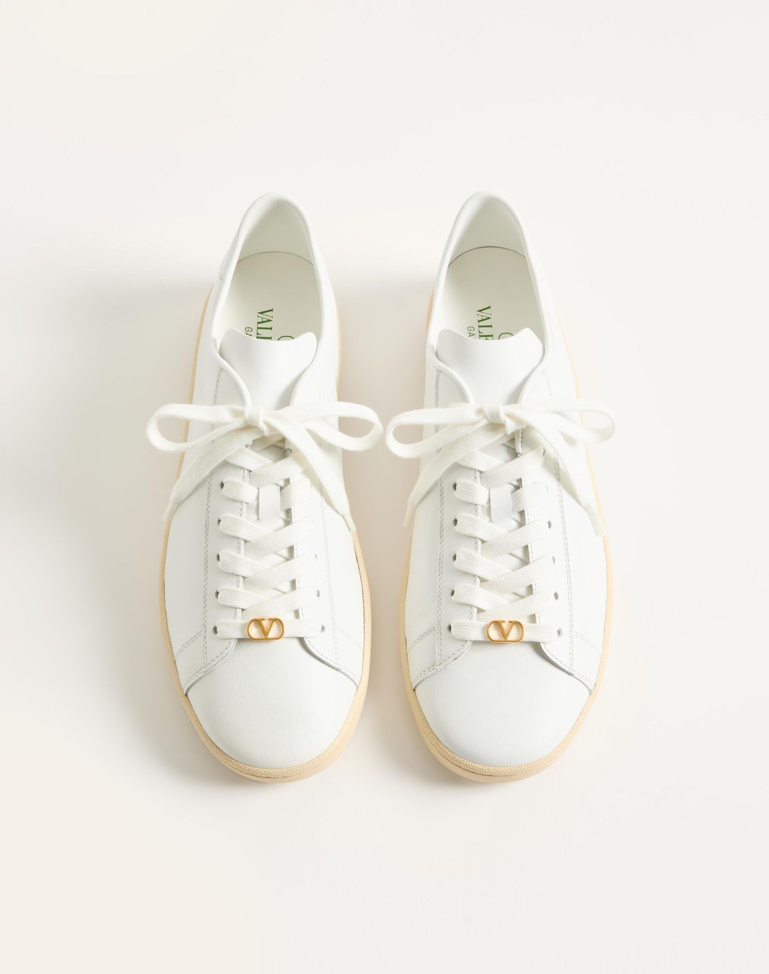 Мъжки кецове Men’s sneakers Valentino Garavani Royco 7Y2S0K34BYA_DU2 White top view