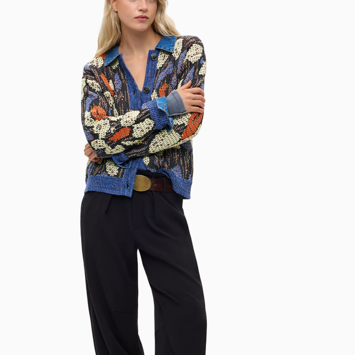 Дамска жилетка Desigual Women Cardigan 26WWJF47 5008 Front View