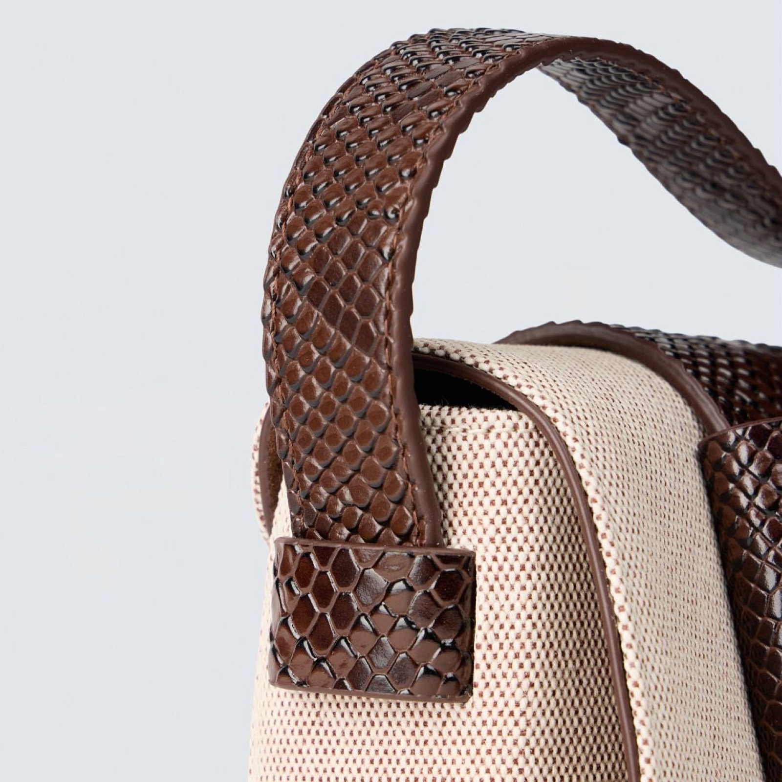 Дамска чанта Replay Shoulder Bag FW3810.004.A2025A Close-Up