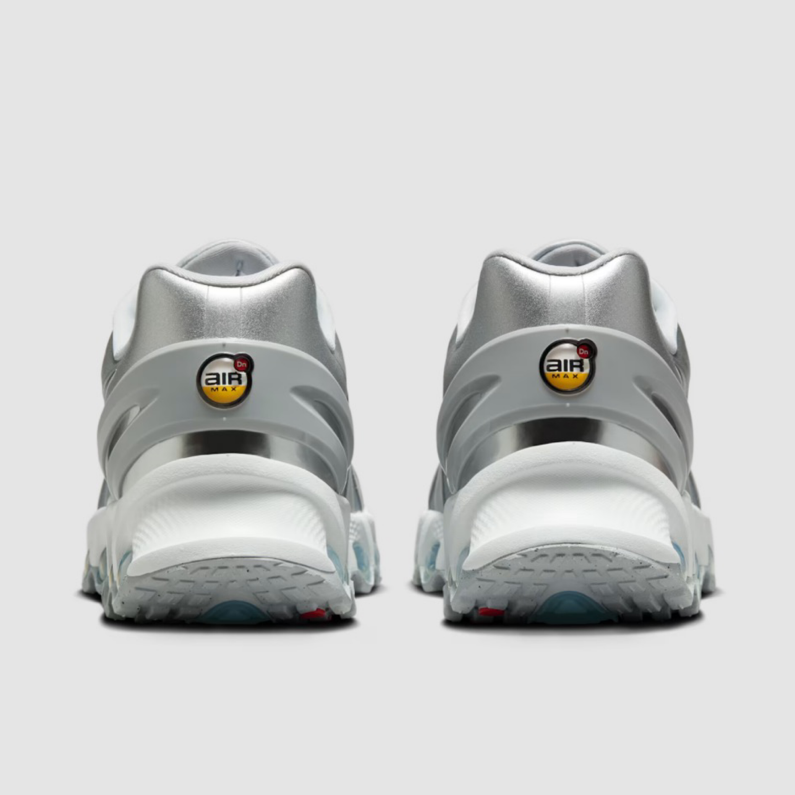 Дамски маратонки Nike Air Max Dn8 Women Sneakers HF5509-001 Heel View