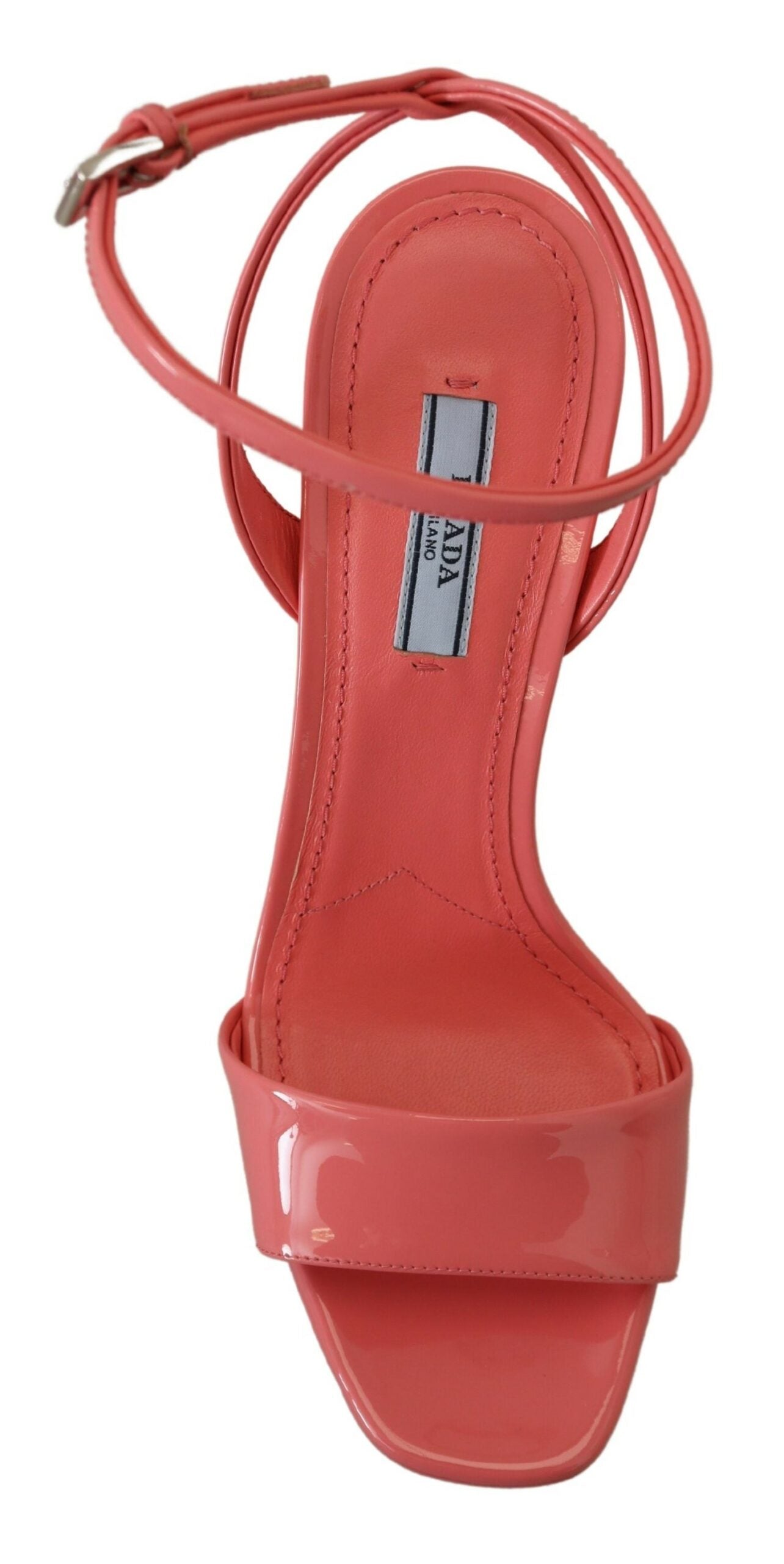 Шикозни розови лачени сандали на платформа Prada