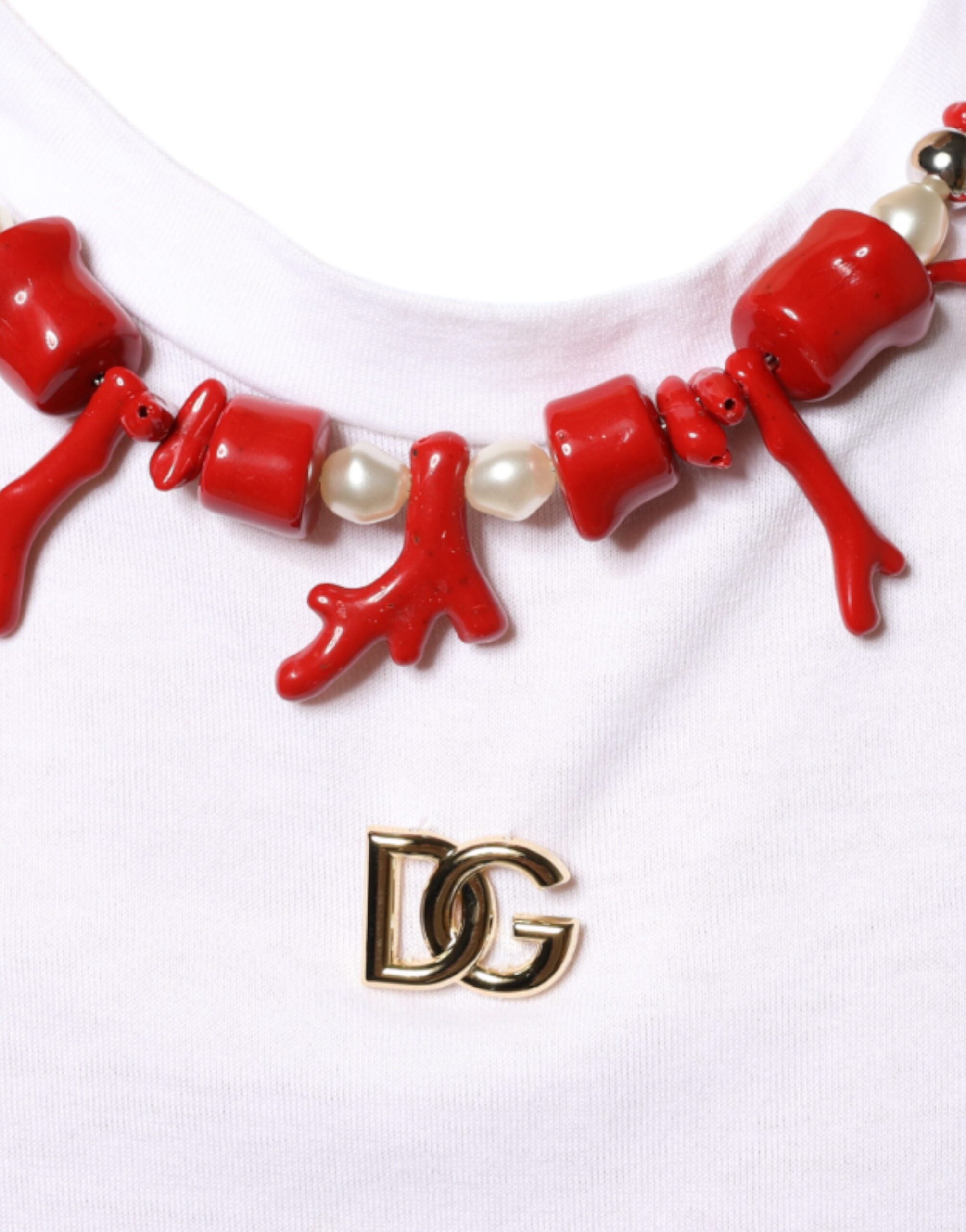 Украсена тениска с бяло памучно колие Dolce & Gabbana