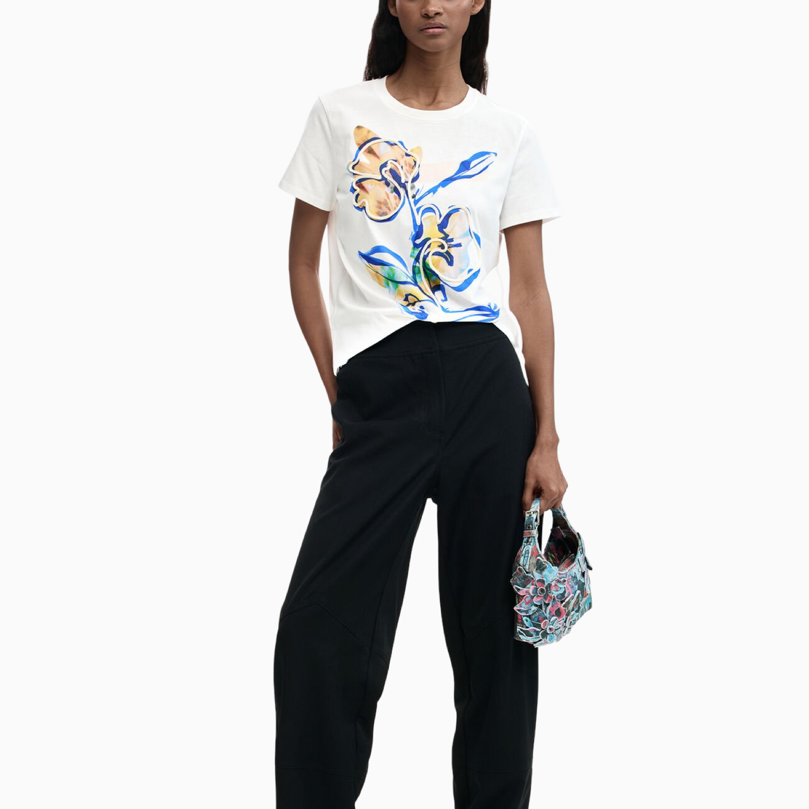 Дамска тениска Desigual Women T-shirt 26SWTK38 1000 Front View