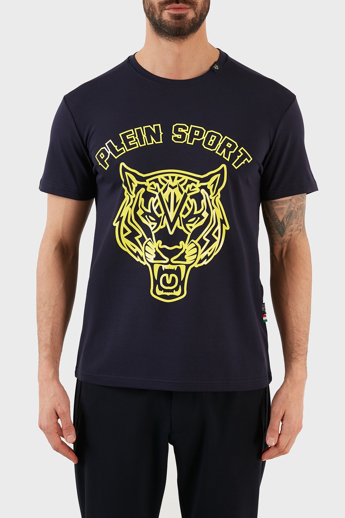 Мъжка тениска с къс ръкав в тъмно синьо Plein Sport TIPS113IT85