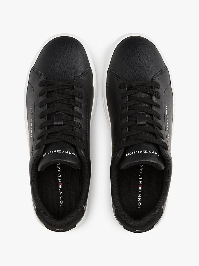 Мъжки кецове Men's Th Court Lth Detail Sneakers FM0FM05367BDS Black top view