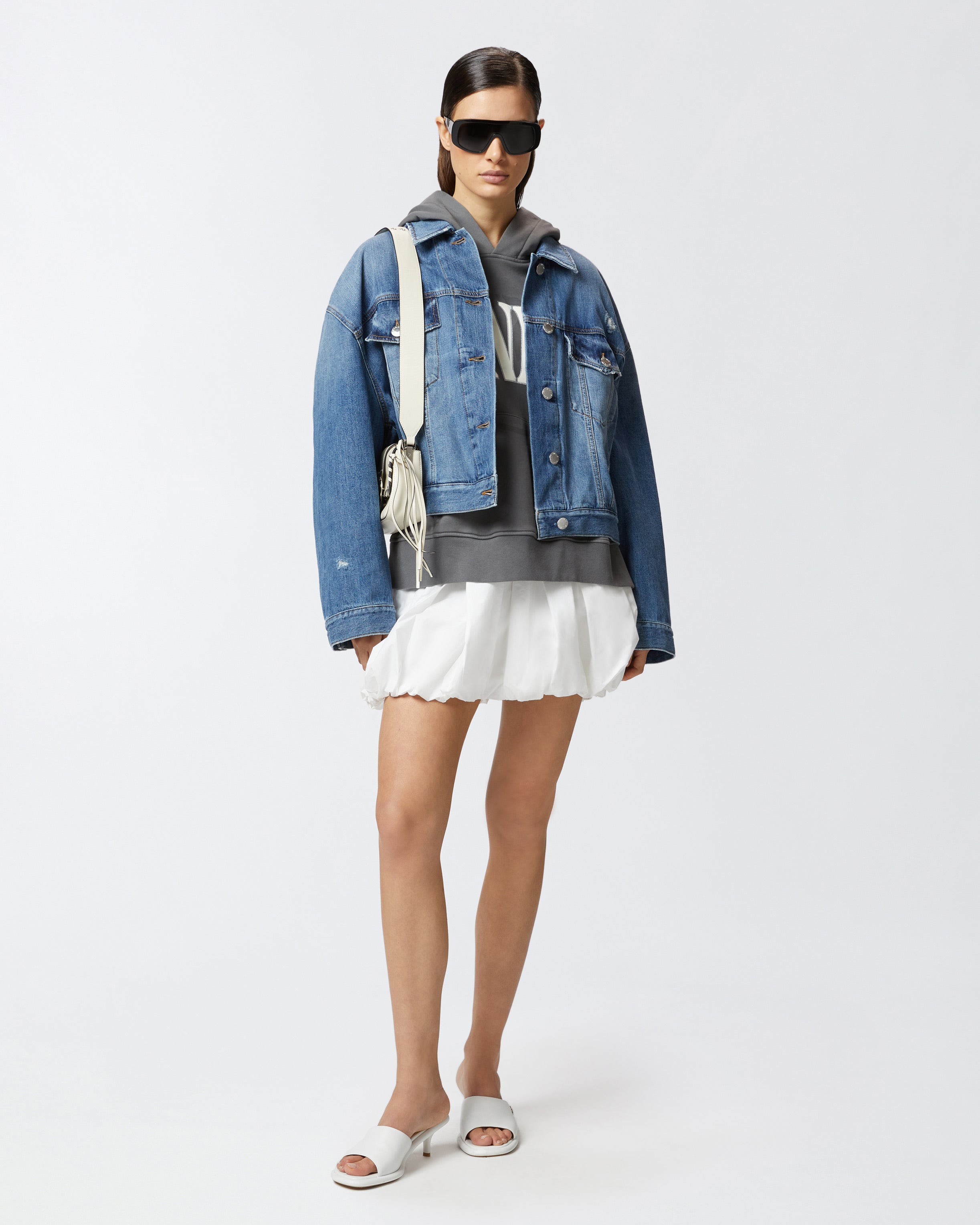 Дамско дънково яке Women’s denim jacket PINKO 104644A2E1PJF lifestyle view 2
