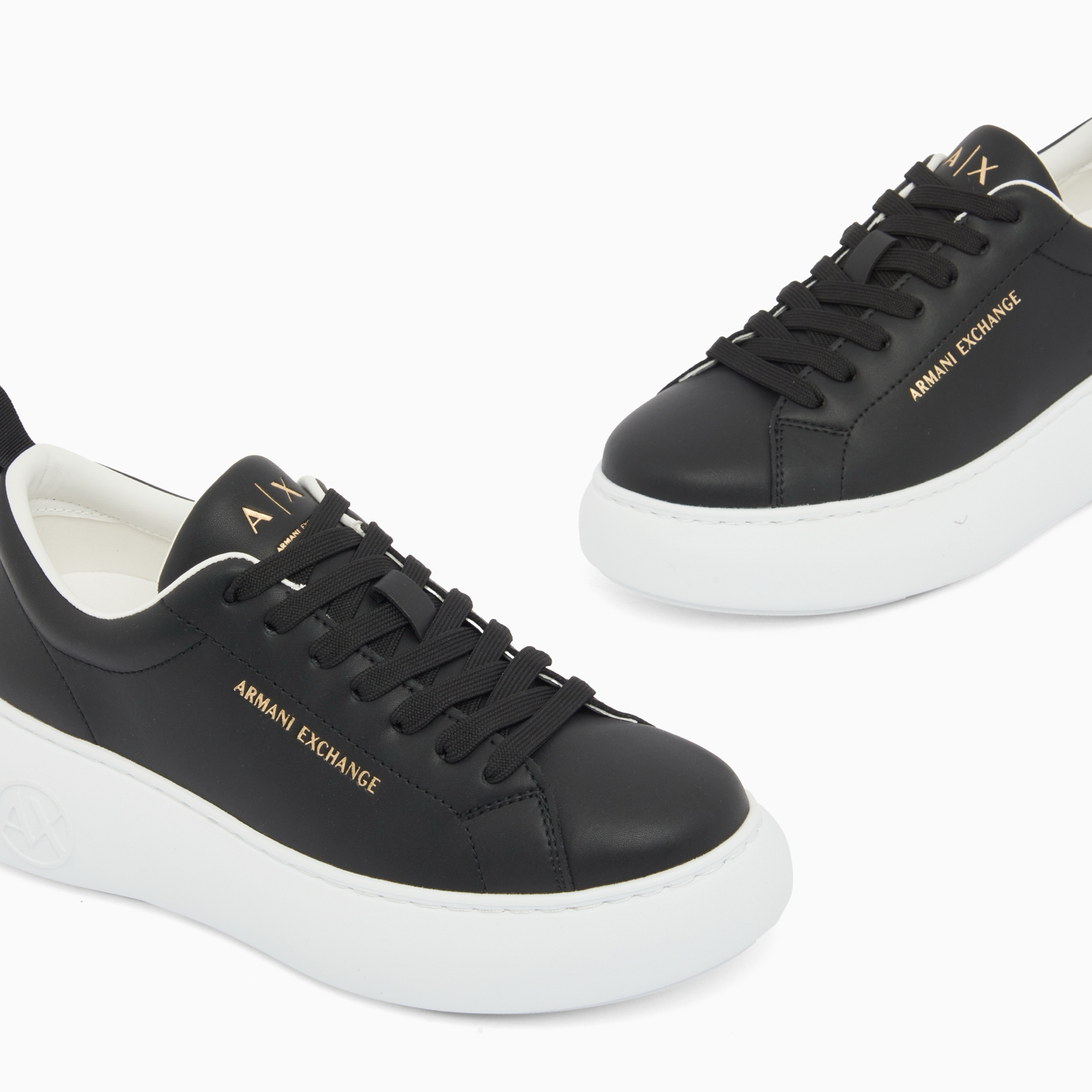 Дамски черни кецове Armani Exchange Women Sneakers XW002790 AF11912 UC001 Close-Up