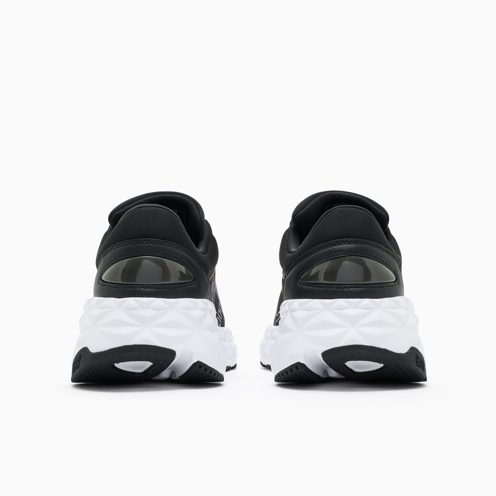 Мъжки маратонки EA7 Emporio Armani Ultimate C2 Kombat Men Sneakers X8X239 XK432 MC001 Heel View