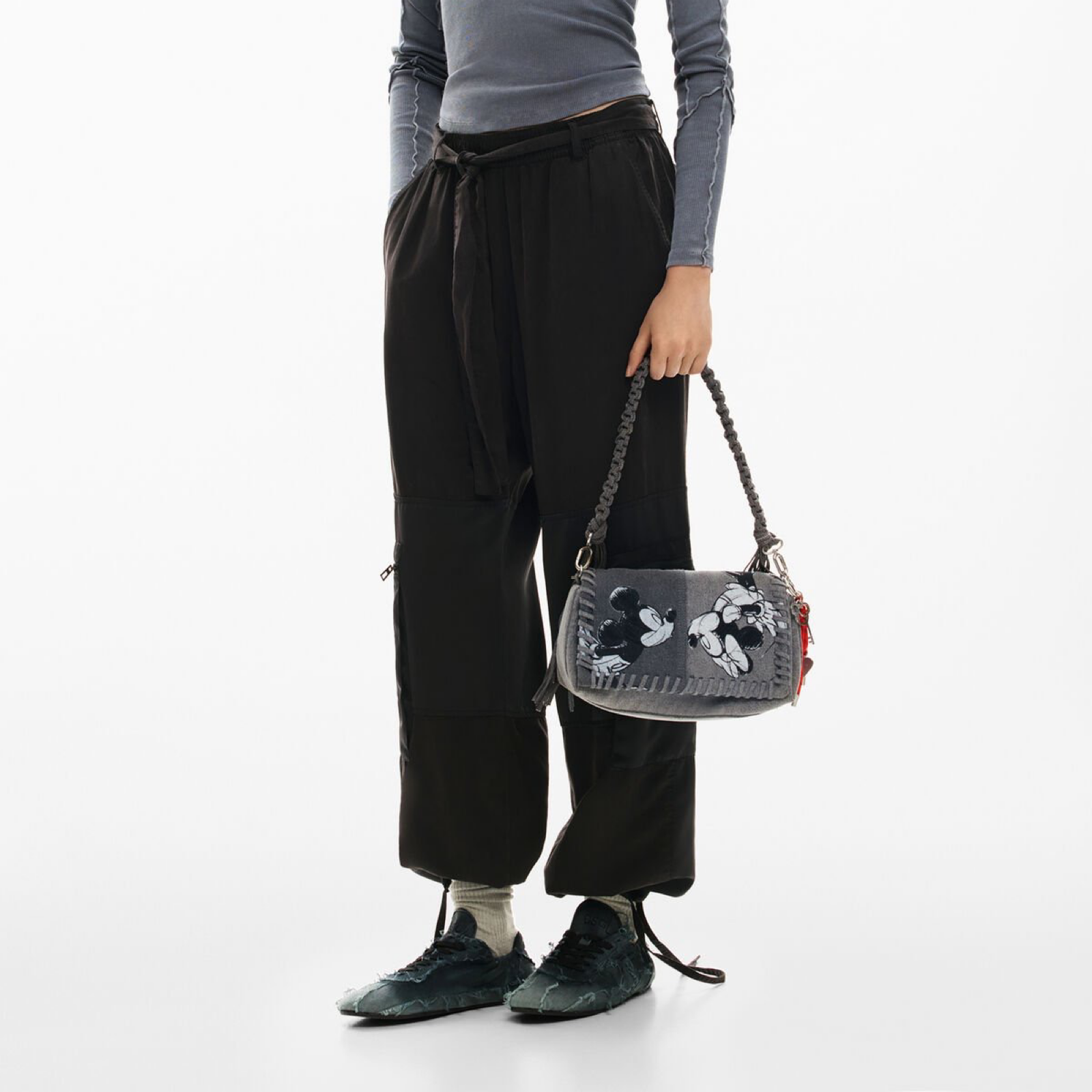 Дамска чанта Desigual Mickey Mouse Women Handbag 26SAXD18 2060 Hand View