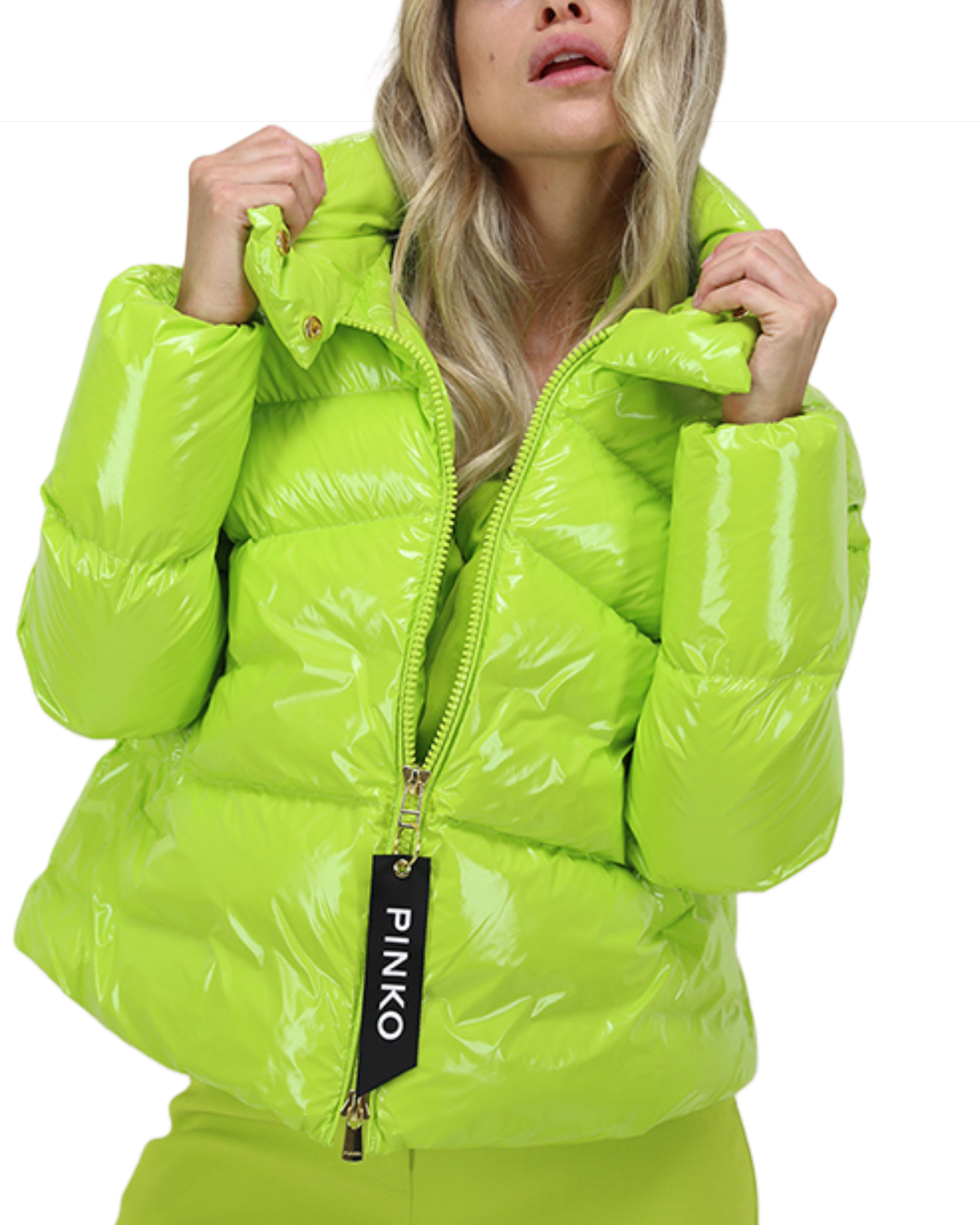 Дамско яке Women’s jacket PINKO
9BYXKUD05E71X Electric Green lifestyle view 5