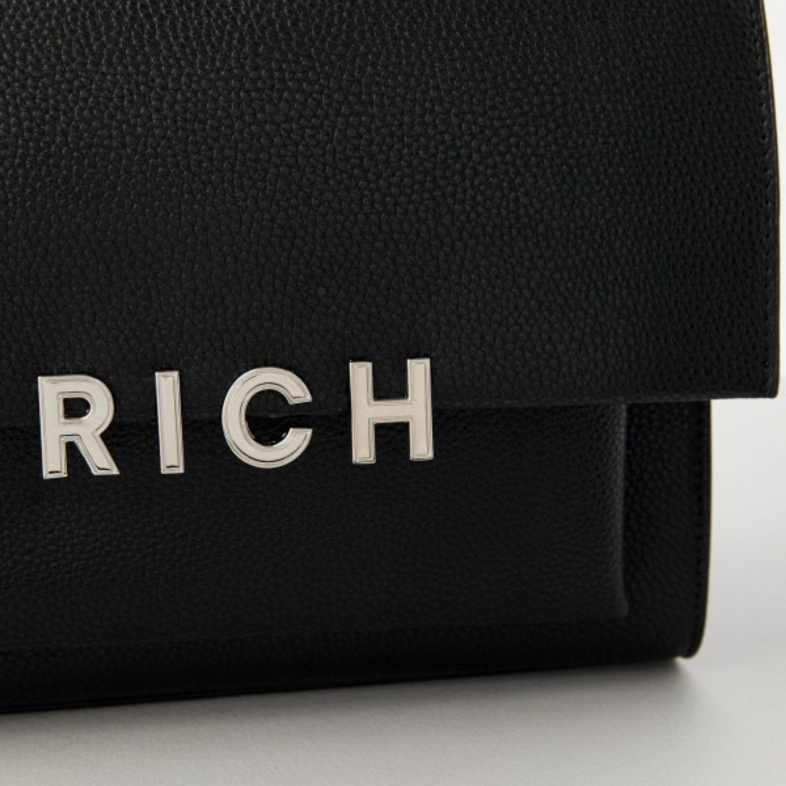 Richmond Women Bag