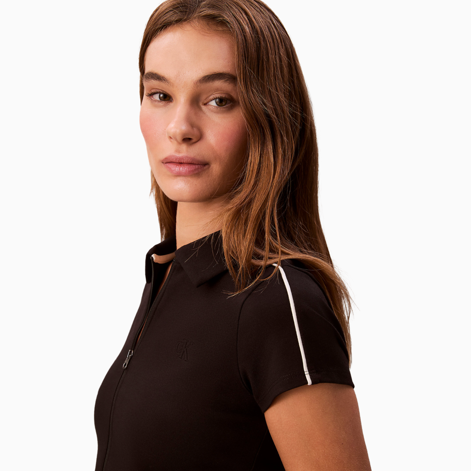 Дамска поло тениска Calvin Klein Jeans Tech Knit Cropped Polo LV047E212G UB1 Side View