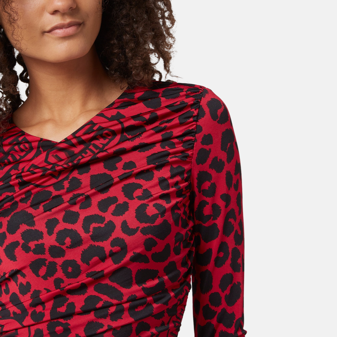 Дамска червена рокля Love Moschino
W5C5180E2380