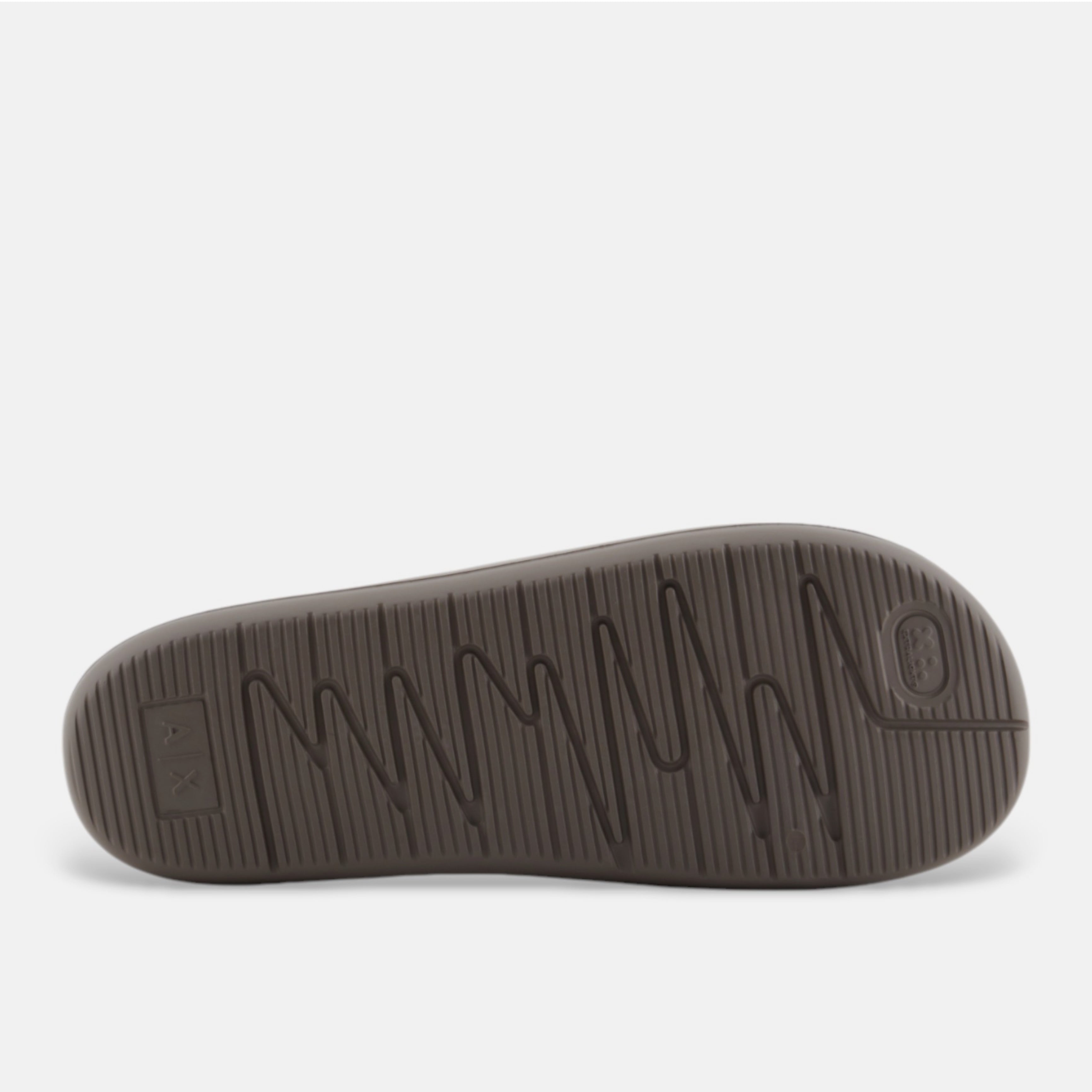 Мъжки чехли джапанки Armani Exchange Men’s slippers Armani Exchange XUP012 XV675 U670 Taupe + Off white Outsole view