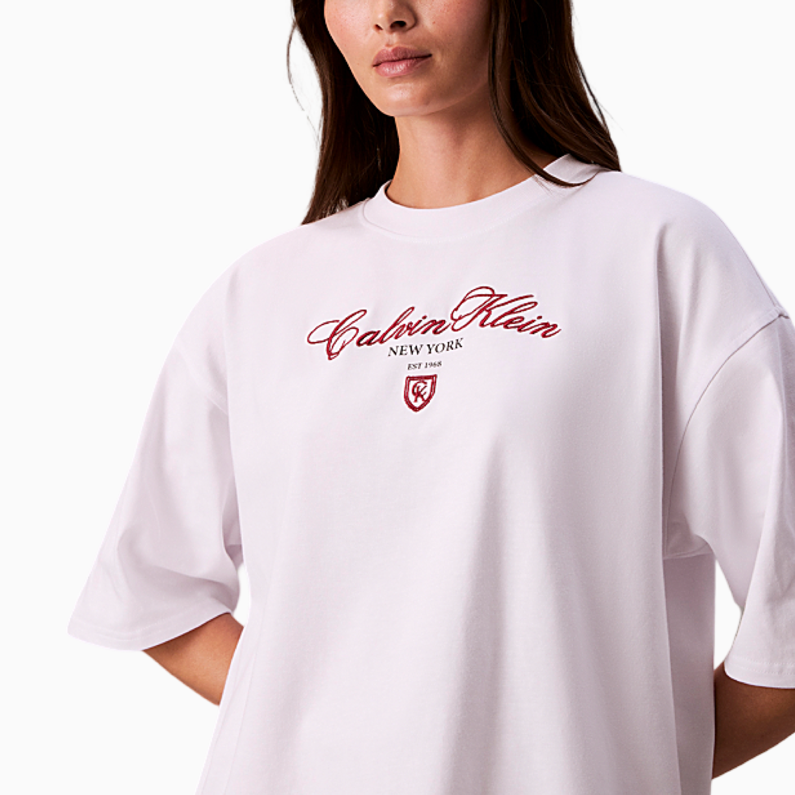 Дамска oversize тениска Calvin Klein Jeans Women T-shirt LV047E232G Close-Up