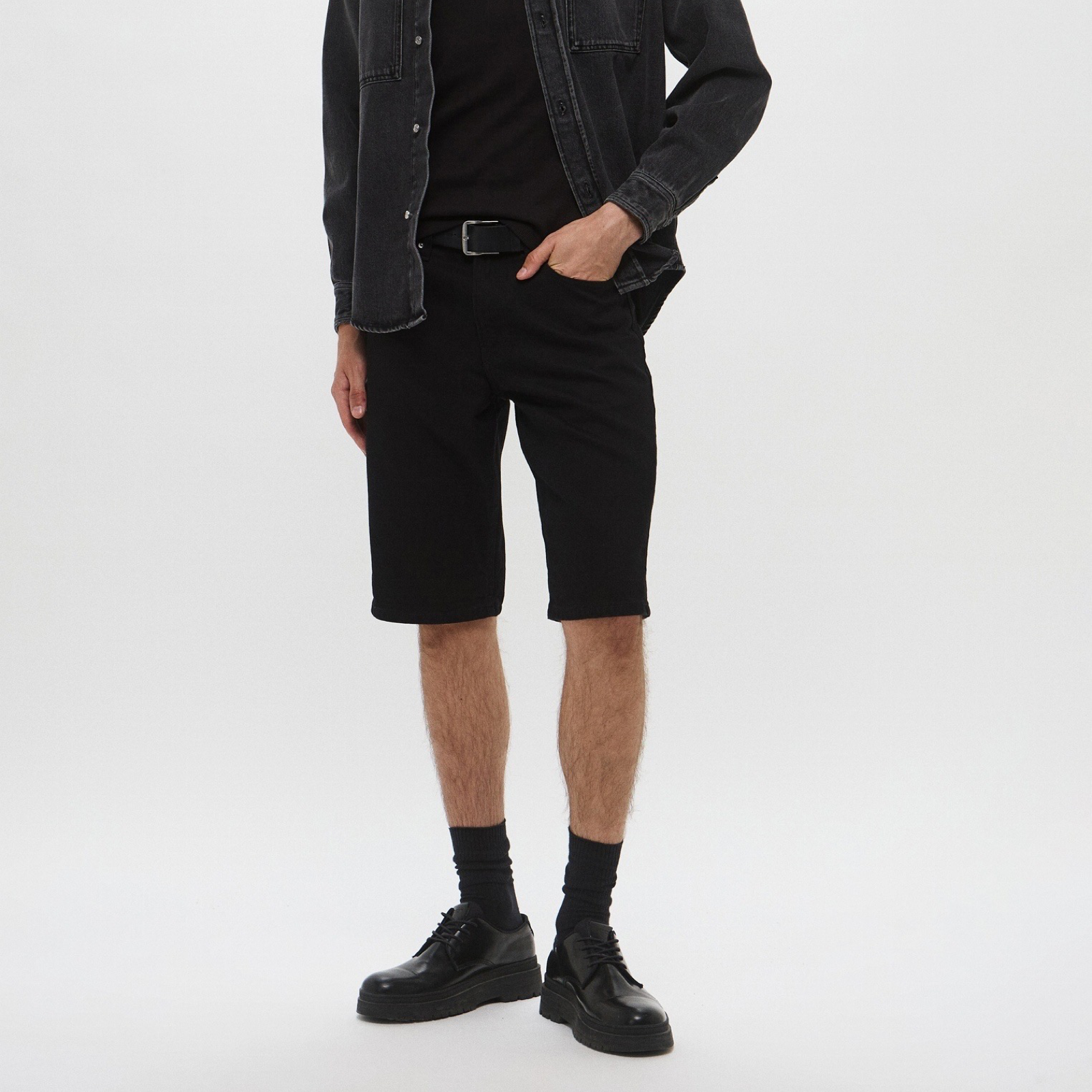 Мъжки черни къси дънки Calvin Klein Jeans J30J327514 Front View
