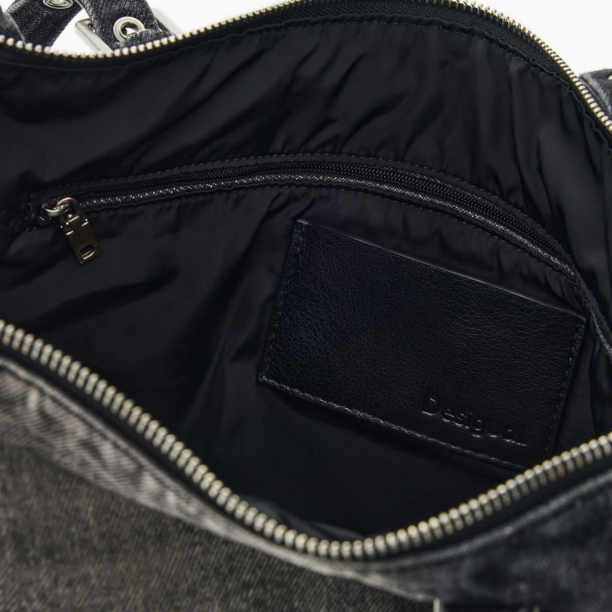 Дамска чанта Desigual Shopping Bag 26WAXD06 2070 Inside View