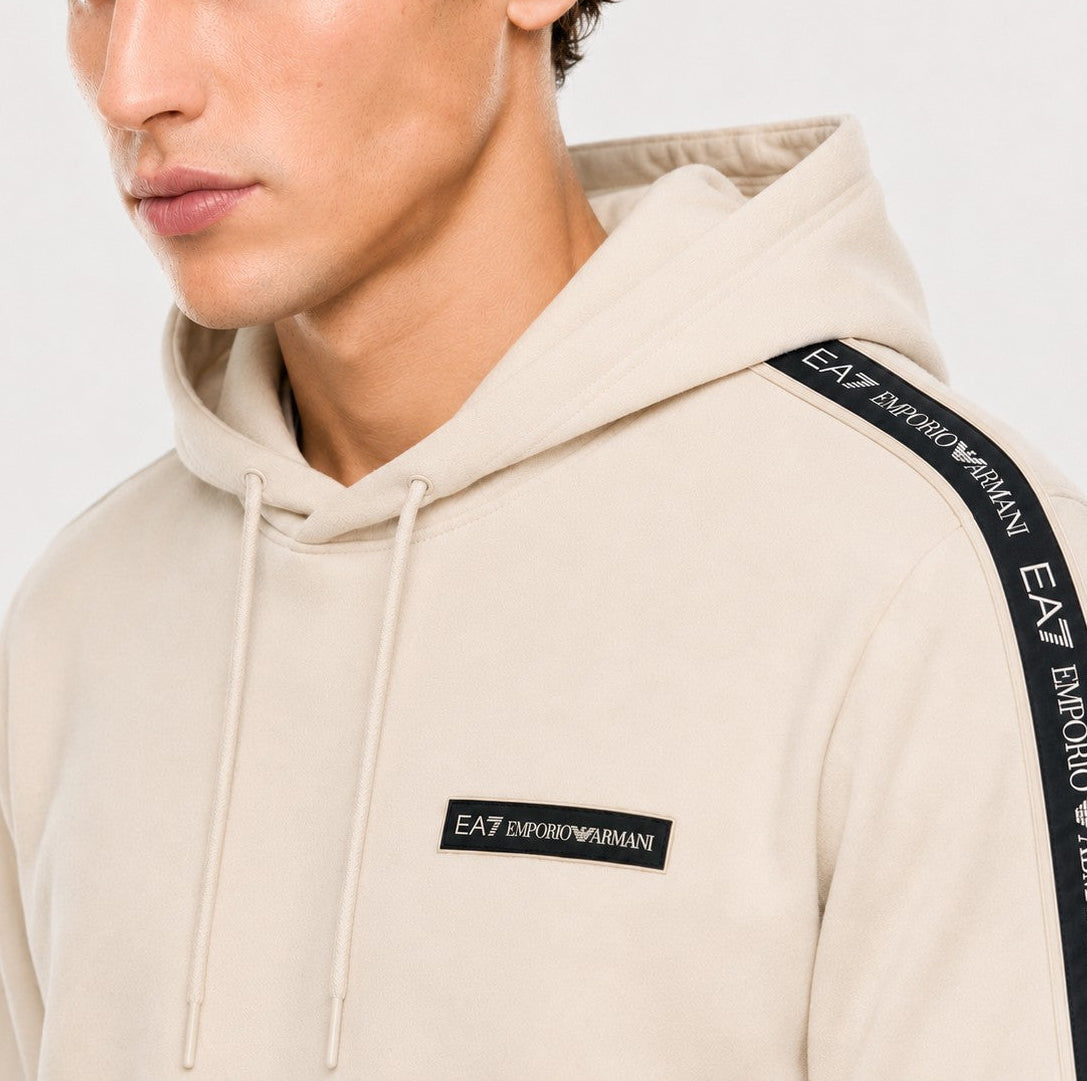 Мъжки бежов суичър EA7 Emporio Armani Men Sweatshirt 7M002196 AF10377 U1079 Close-Up