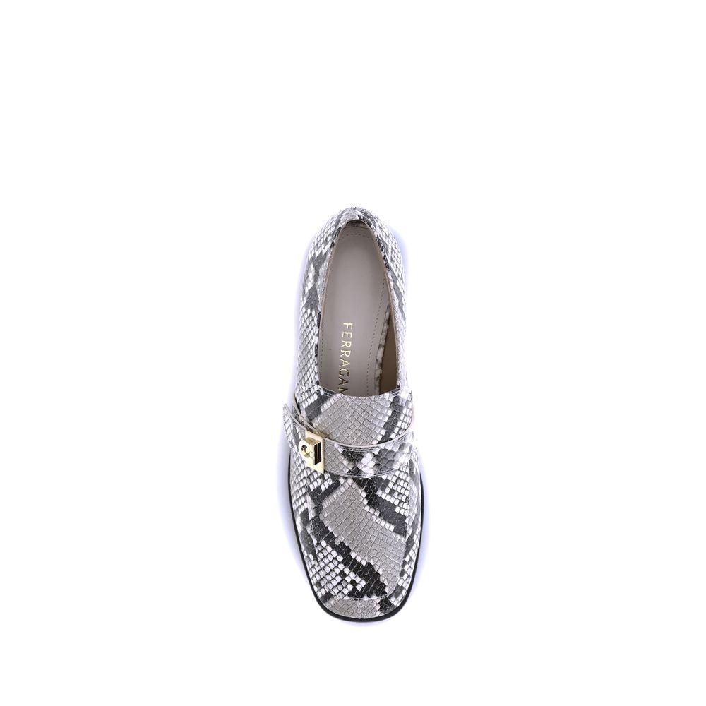 Дамски мокасини лоуфъри Women’s loafers Salvatore Ferragamo 787071 002 top view