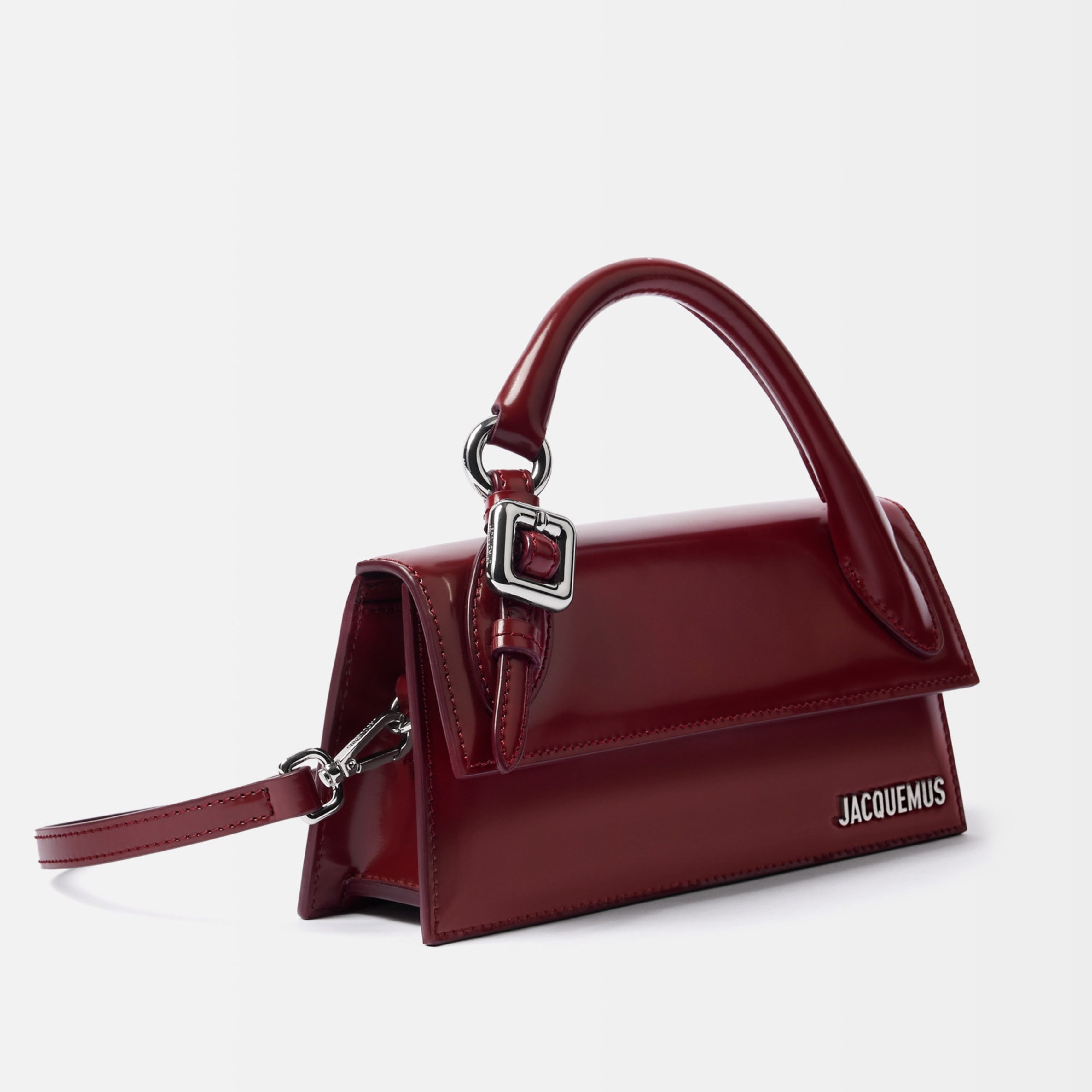 Дамска чанта Women’s leather handbag Jacquemus Long Chiquito BAW00326AC18A01490 Burgundy angled view