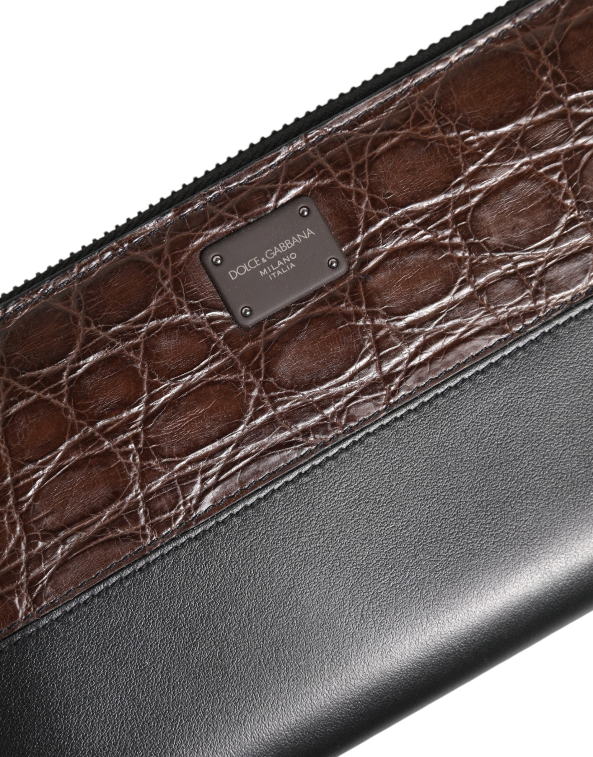 Мъжки луксозен клъч портфейл Men’s clutch wallet DOLCE & GABBANA
BP1672 A2G19 Black/Brown close up view