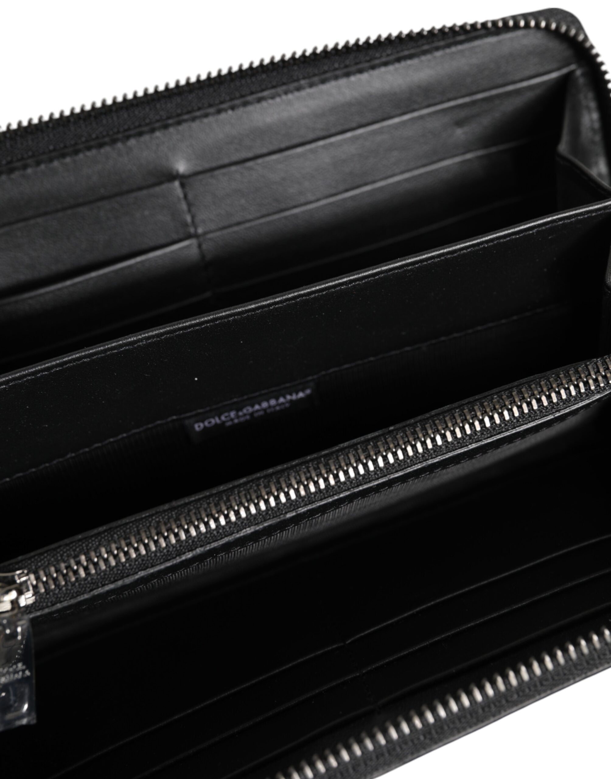 Мъжки луксозен клъч портфейл Men’s clutch wallet DOLCE & GABBANA
BP1672 A2G19 Black/Brown inside view