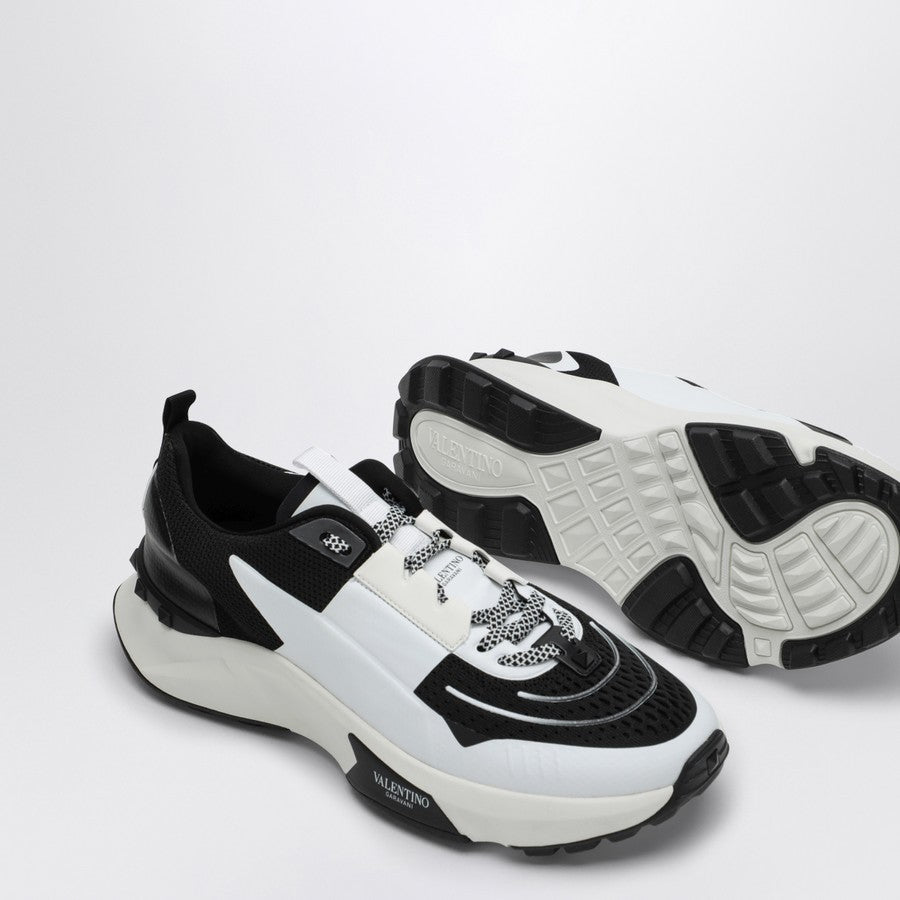 Valentino Garavani True Act Men Sneakers 6Y2S0H96PTN 0NI Top View