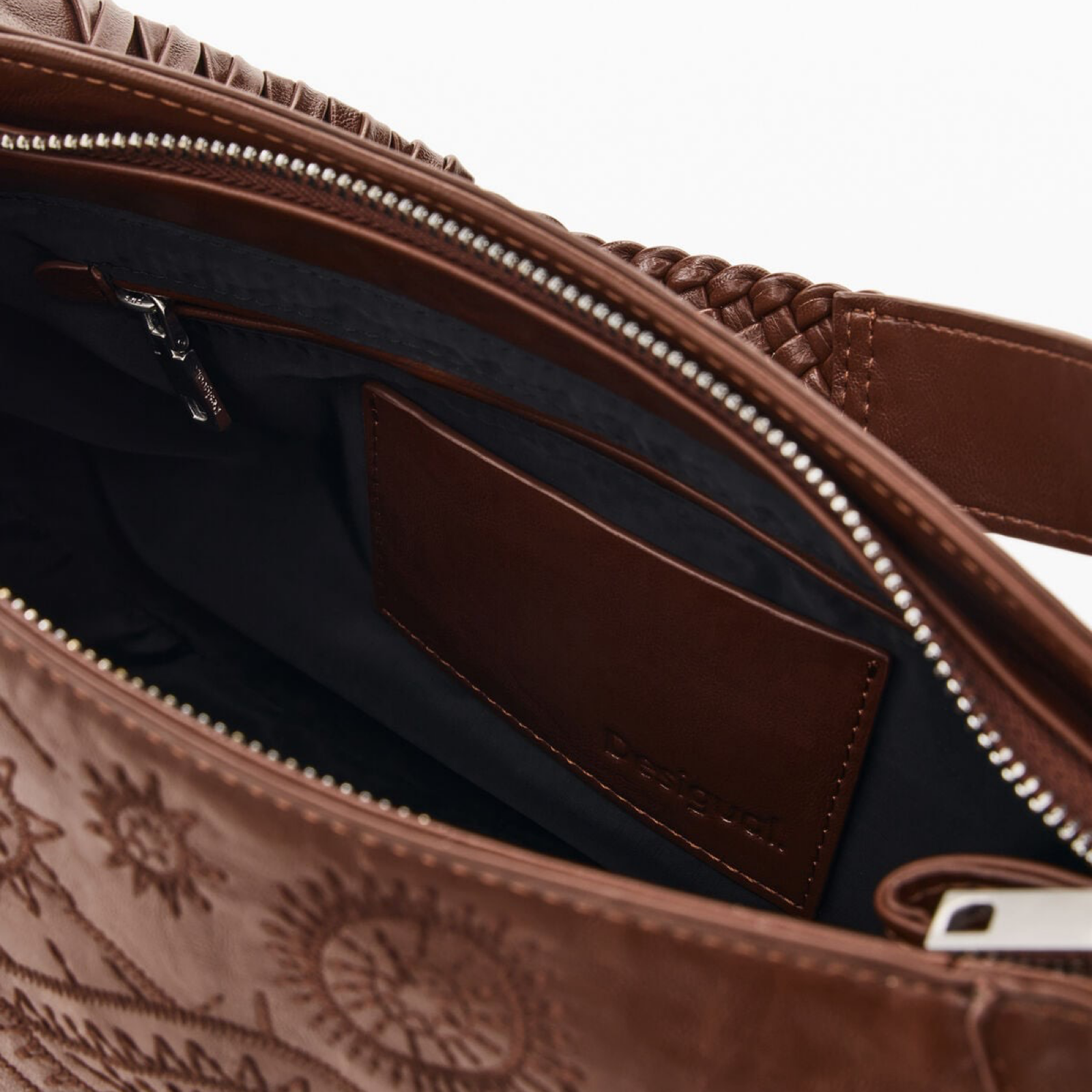 Дамска кафява чанта Desigual Women Shoulder Bag 26WAXP90 6011 Inside View