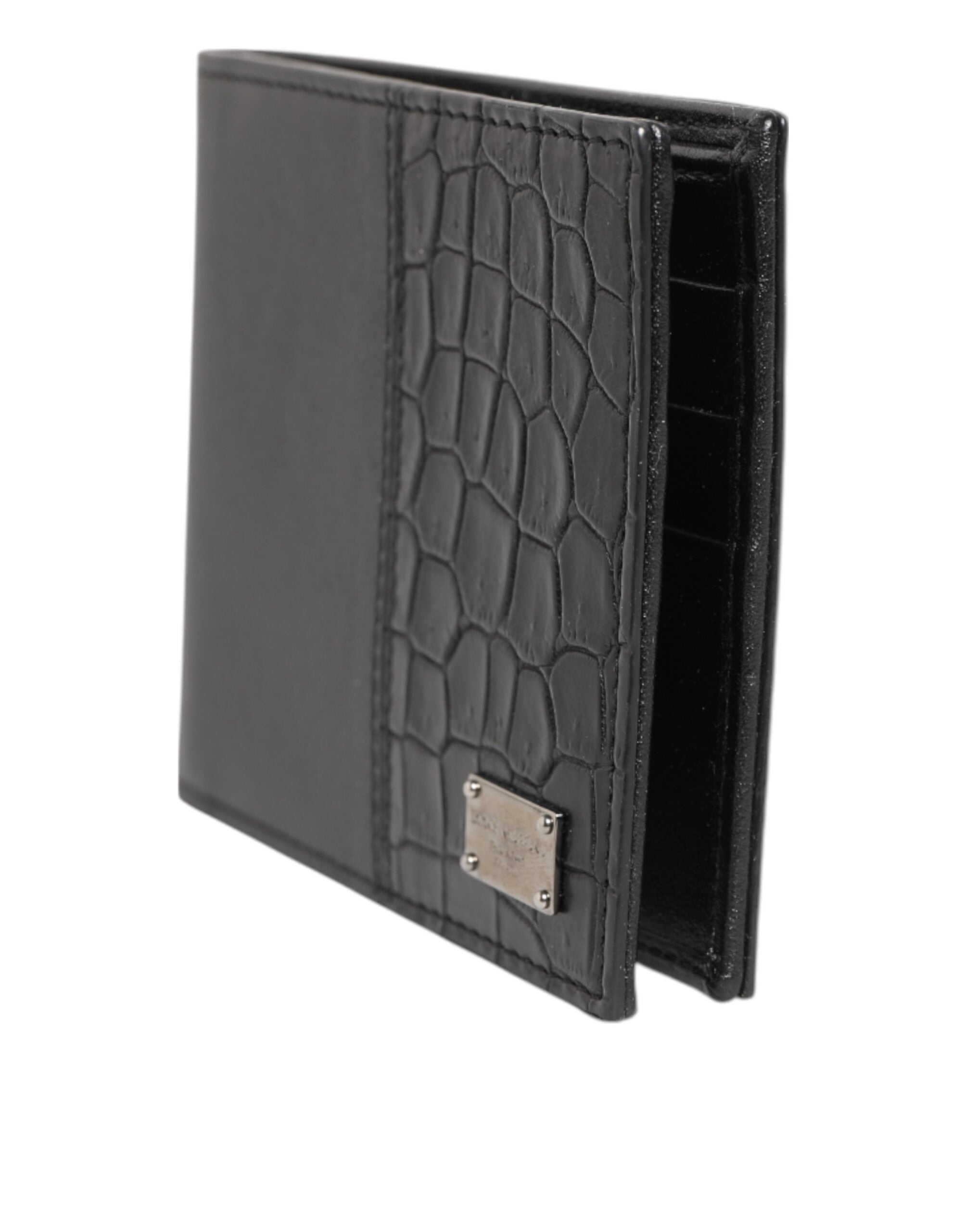 Мъжки портфейл Men’s luxury bifold wallet DOLCE & GABBANA BP1321 B2CH2 80999 Black angled view