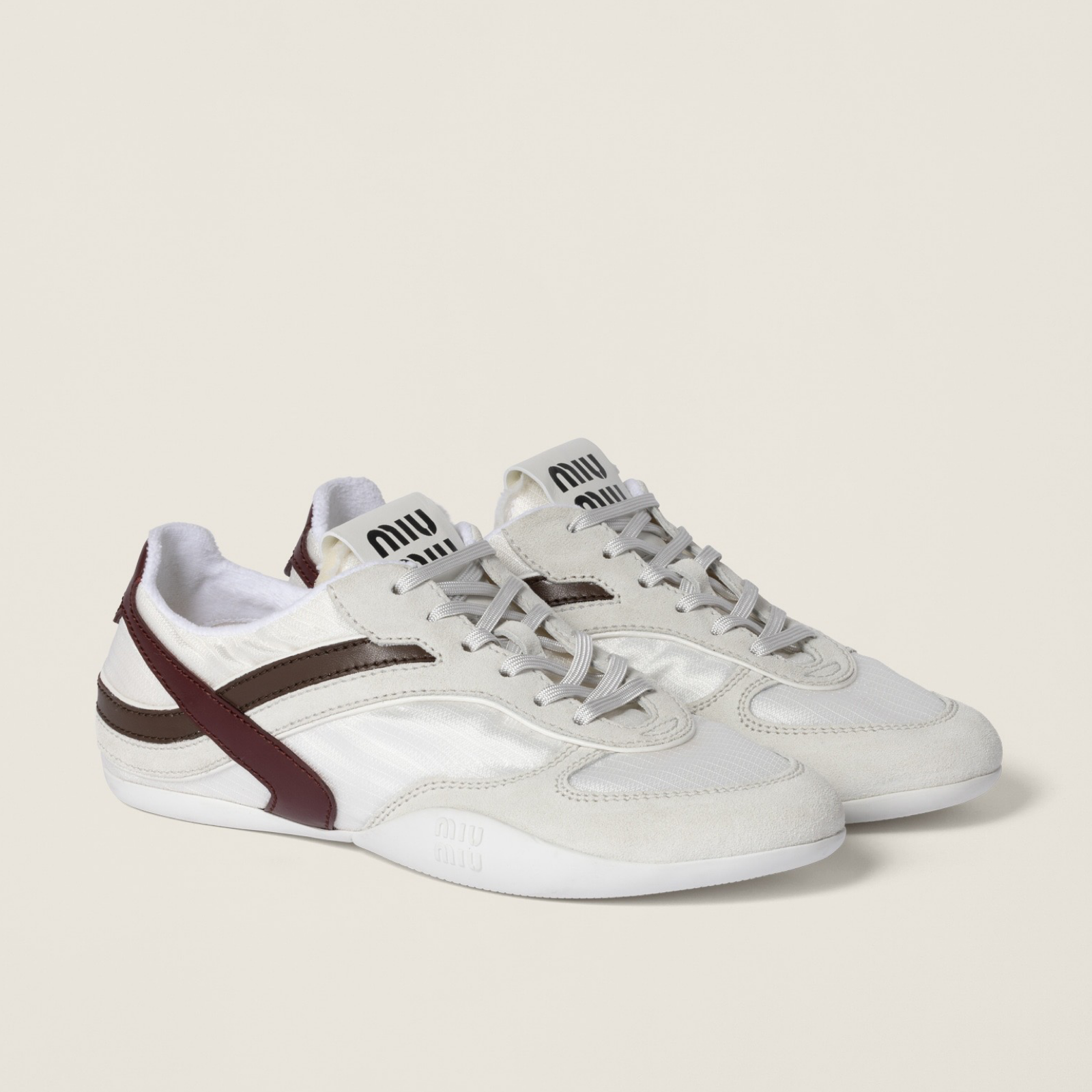 Miu Miu Gymnasium Sneakers 5E428EFA00571LF0X97 Lateral View