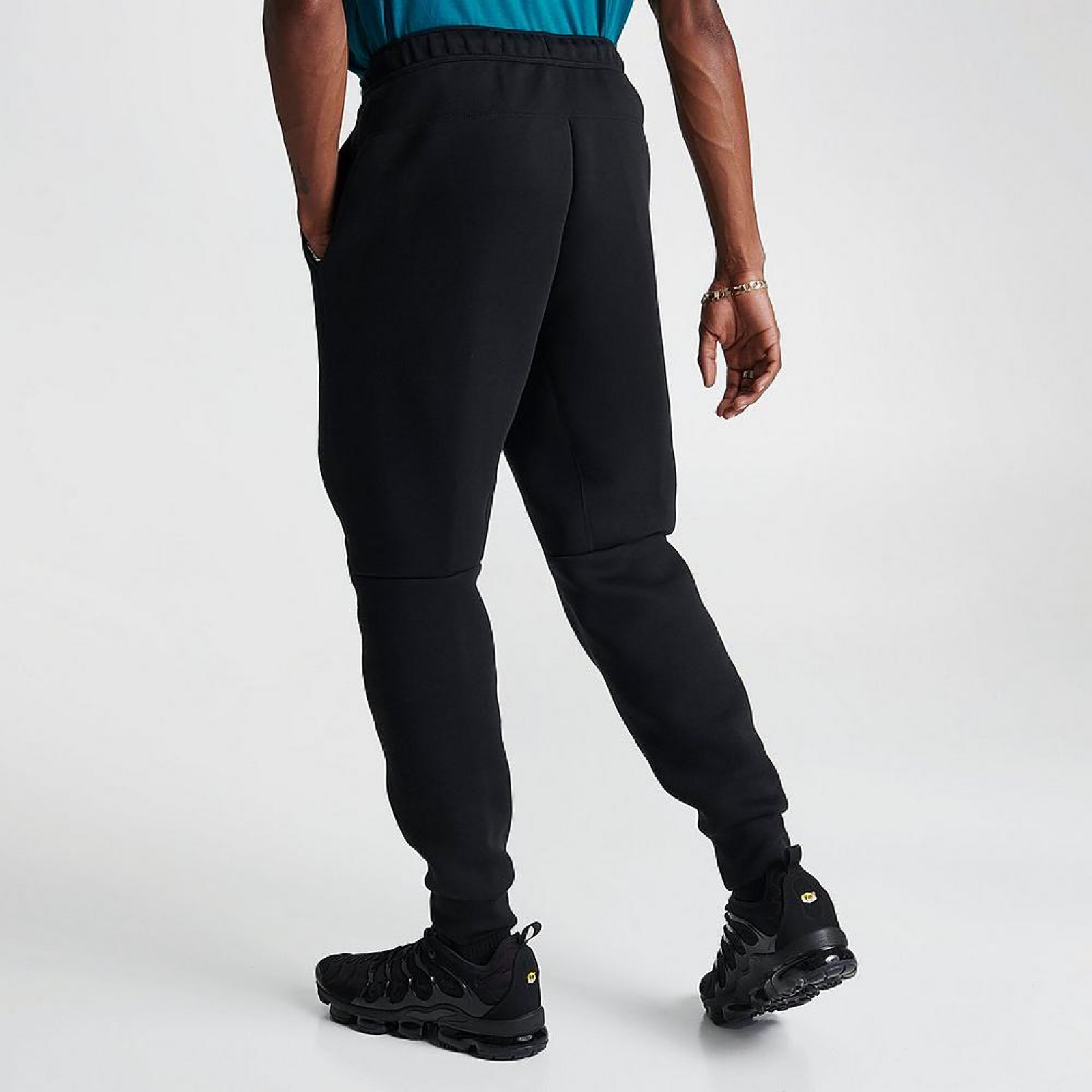 Мъжко долнище Nike Tech Fleece Men Joggers FB8002-010 Back View