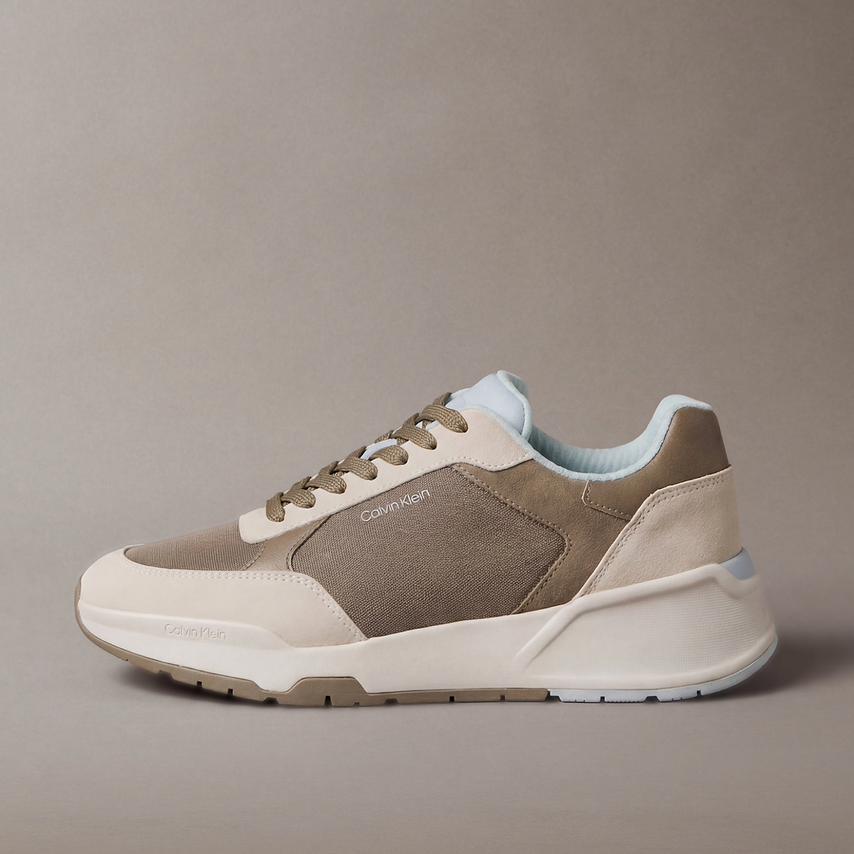 Мъжки маратонки Calvin Klein Men Sneakers HM0HM02308 0H3 Medial View