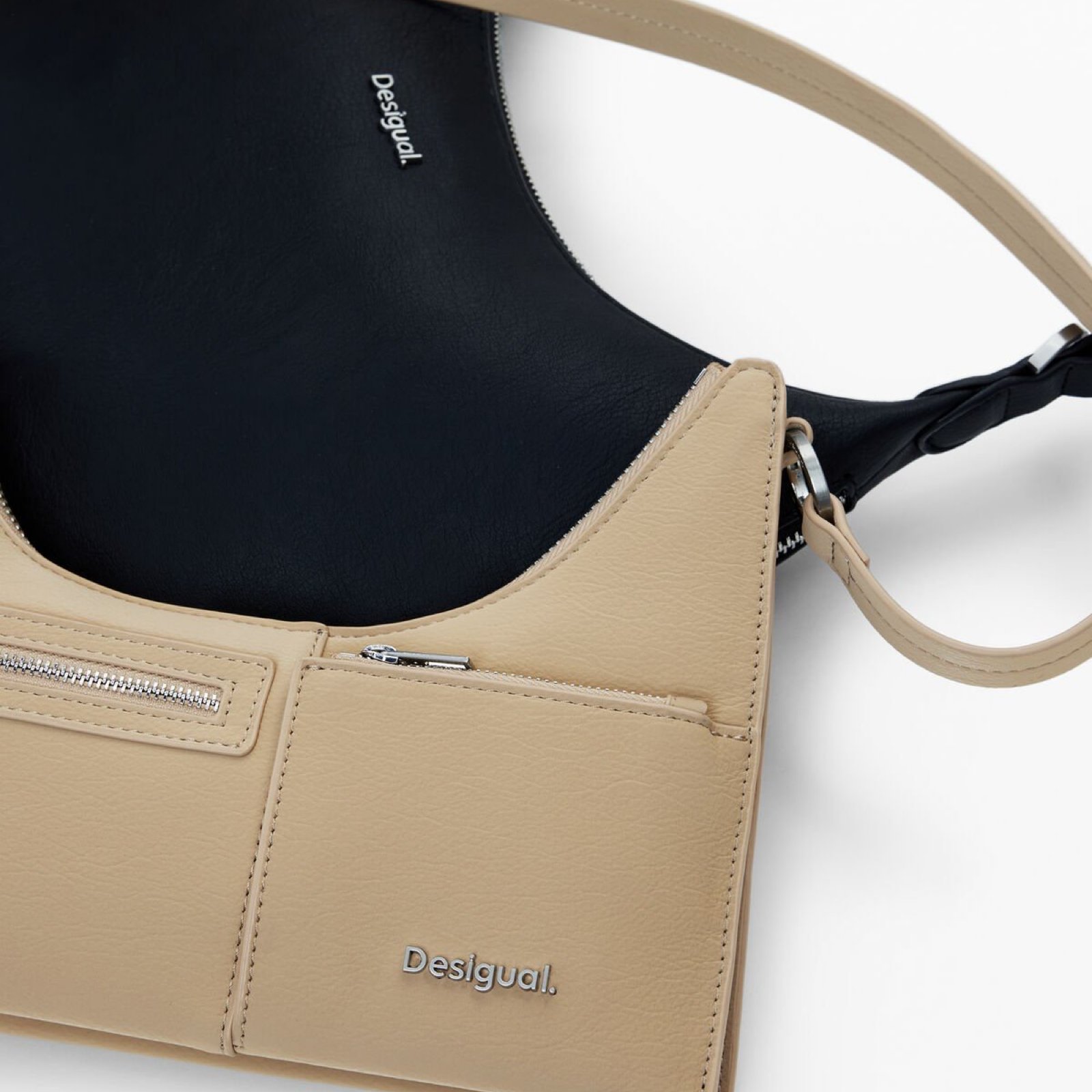 Дамска чанта Desigual Women Bag 25WAXP49 Top View