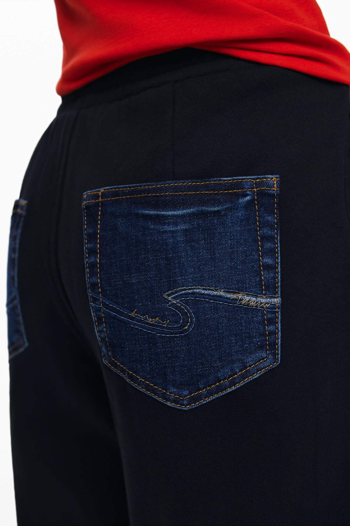 Дамски дънки Desigual Women Jeans
25WWDD08 Close-Up
