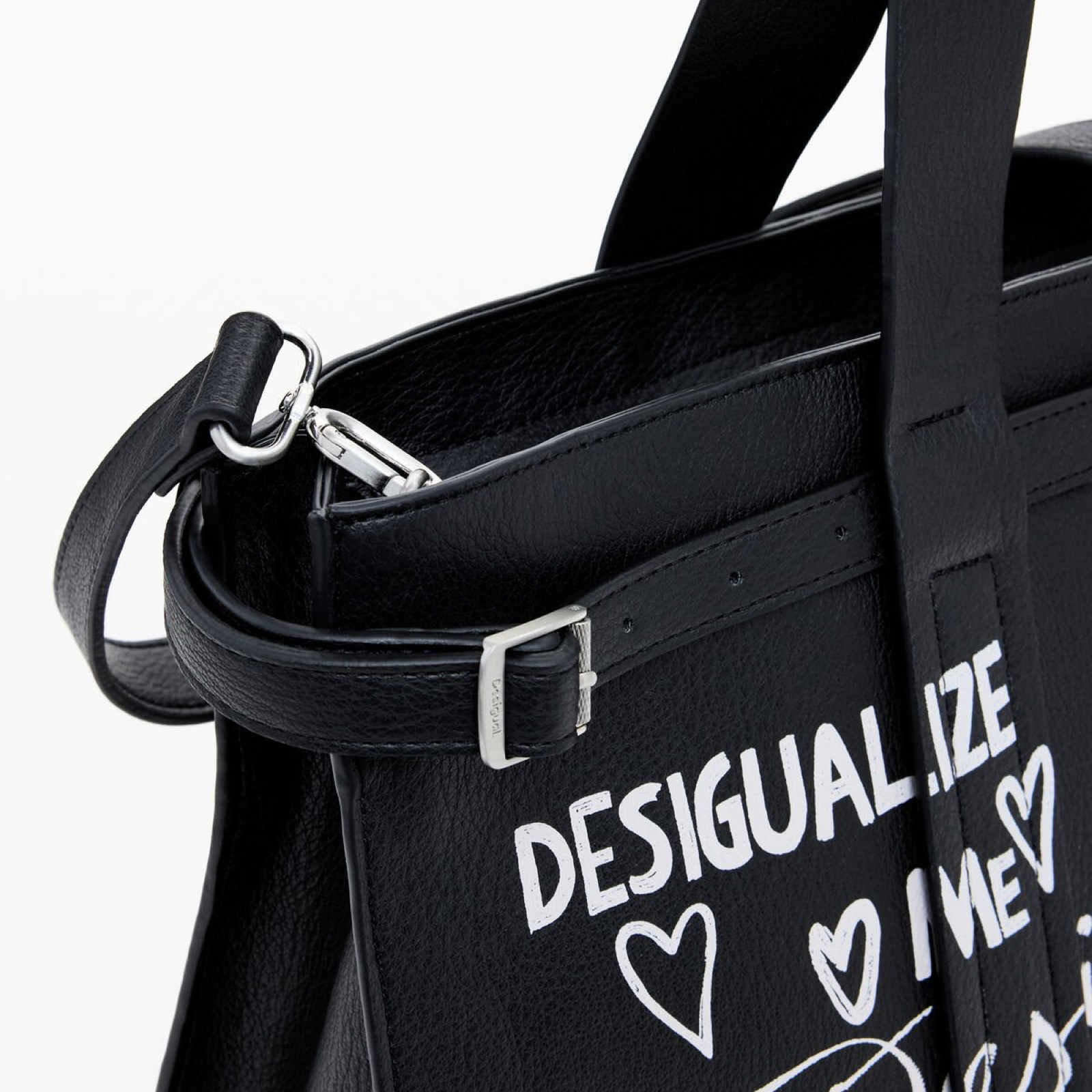 Дамска чанта Desigual Bag 25WAXPA5 Close-Up
