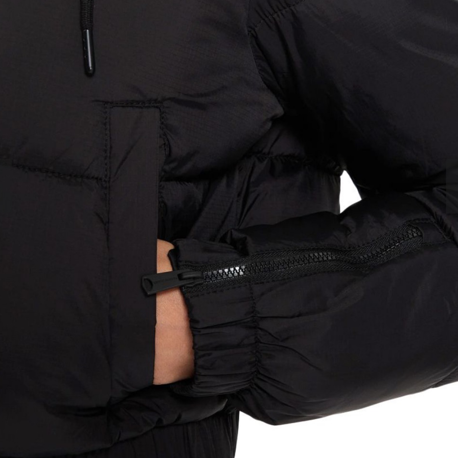 Дамско късо черно яке Tommy Hilfiger Jeans Women Jacket DW0DW18313 Close-Up