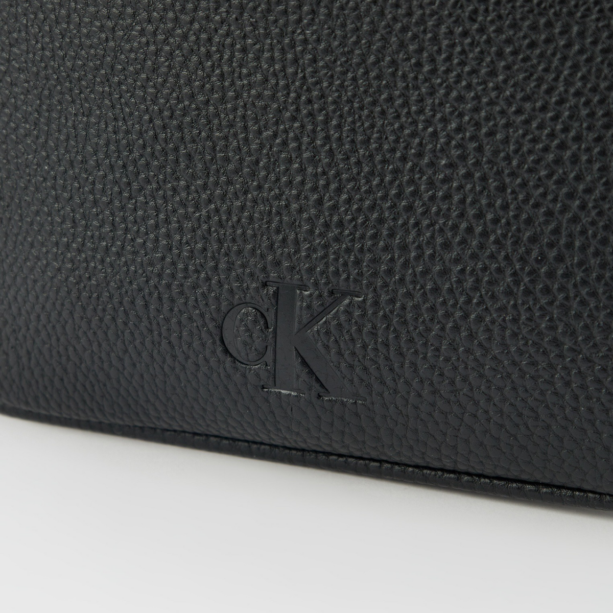 Мъжка чанта за кръста Calvin Klein Men Waist Bag K50K512558 BEH Close-Up