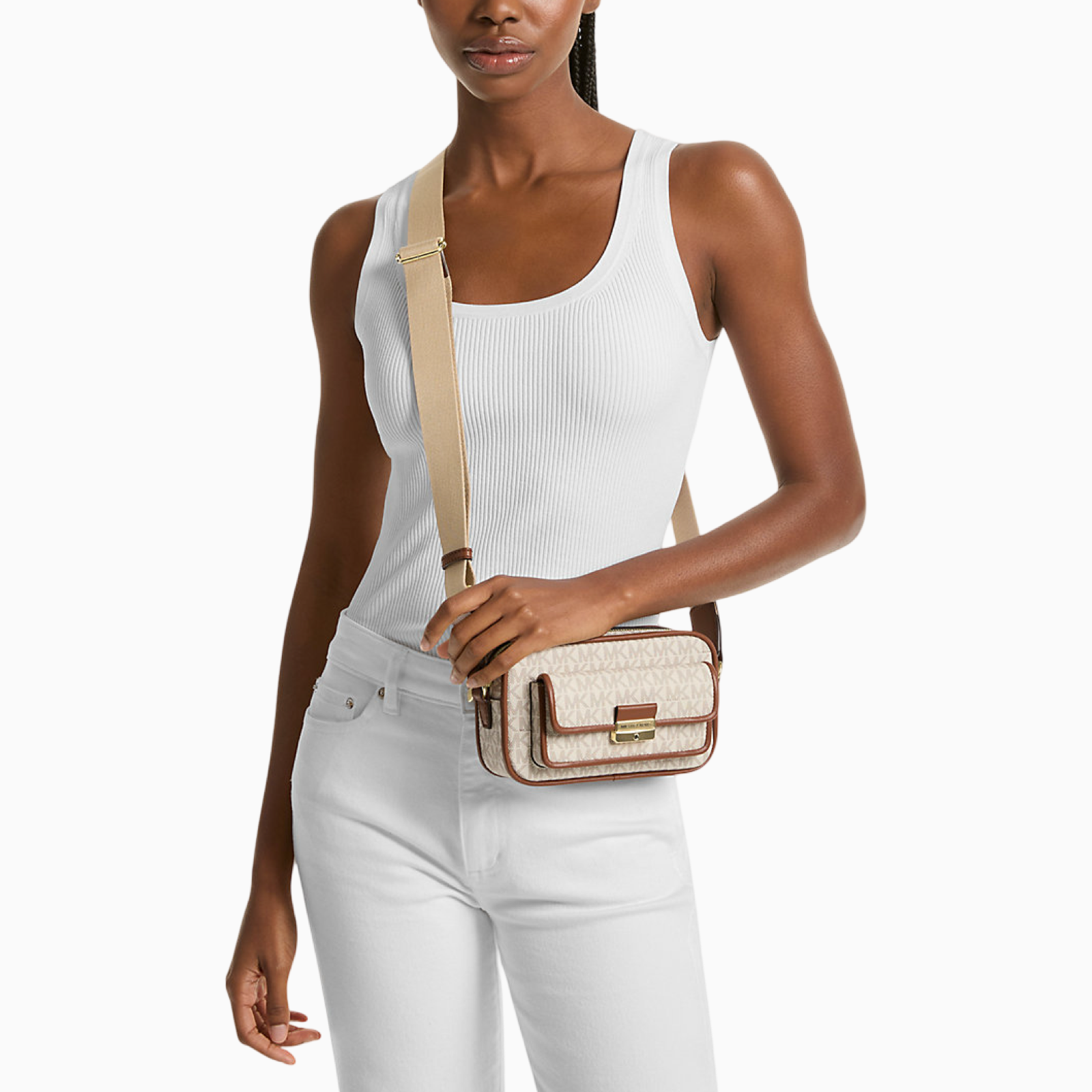 Дамска чанта Michael Kors Bradshaw Crossbody Bag 35R5G2BC0BVAN Model View