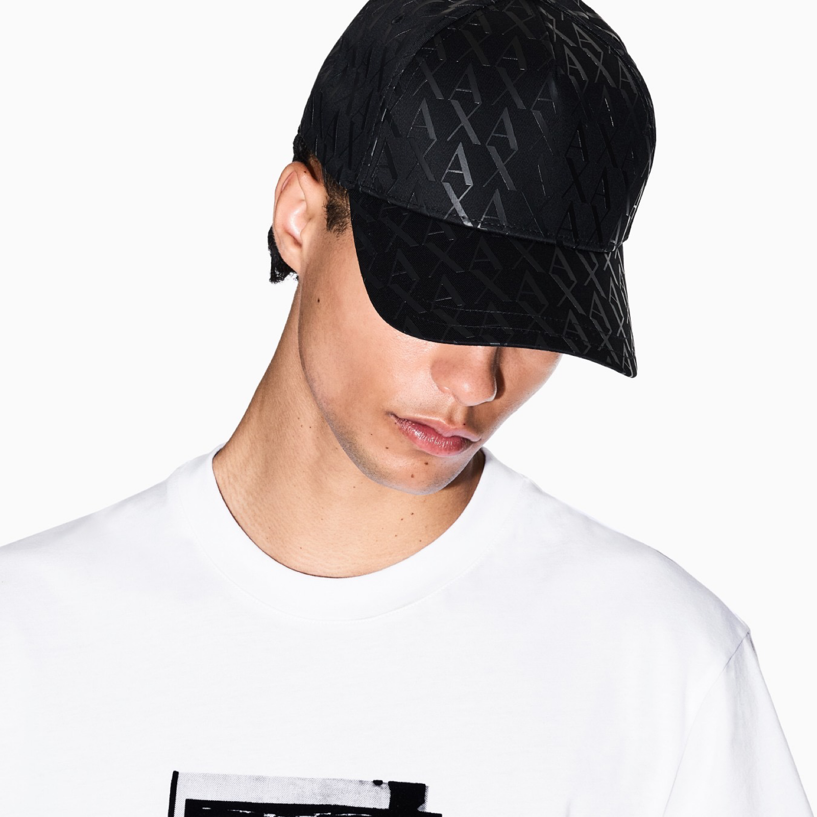 Мъжка черна шапка Armani Exchange Men Cap 954229 CC813 00020 Model View