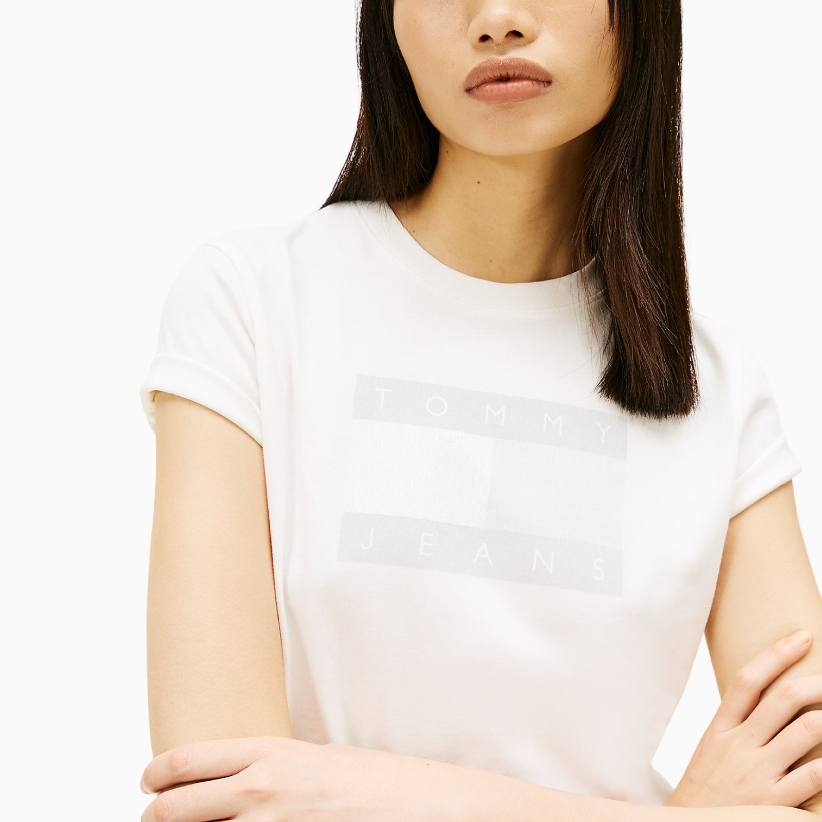 Дамска бяла тениска Tommy Hilfiger Jeans Women T-shirt DW0DW22562 0K9 Close-Up