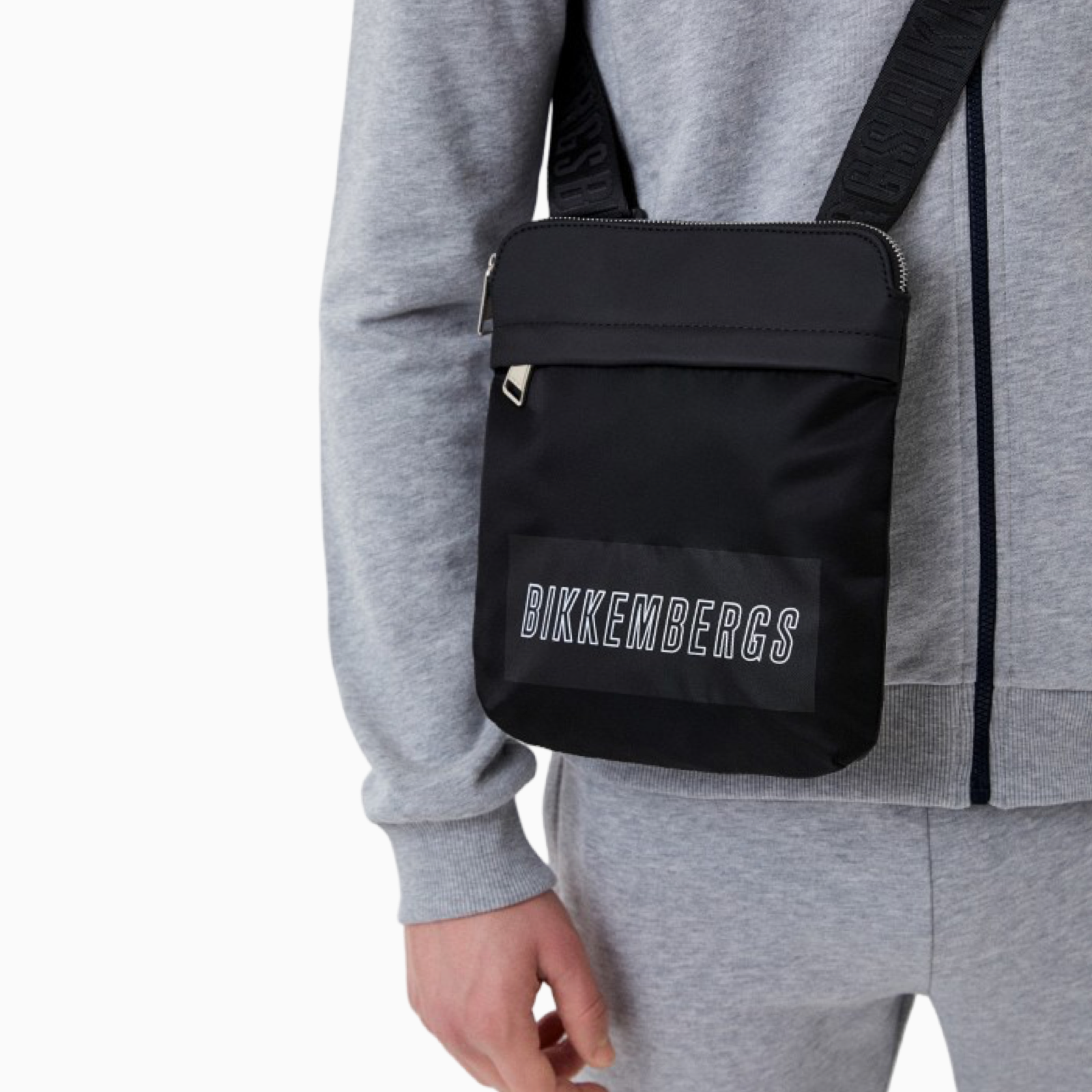 Мъжка чанта Bikkembers Crossbody Bag E2CPME2W0022 999 Model View