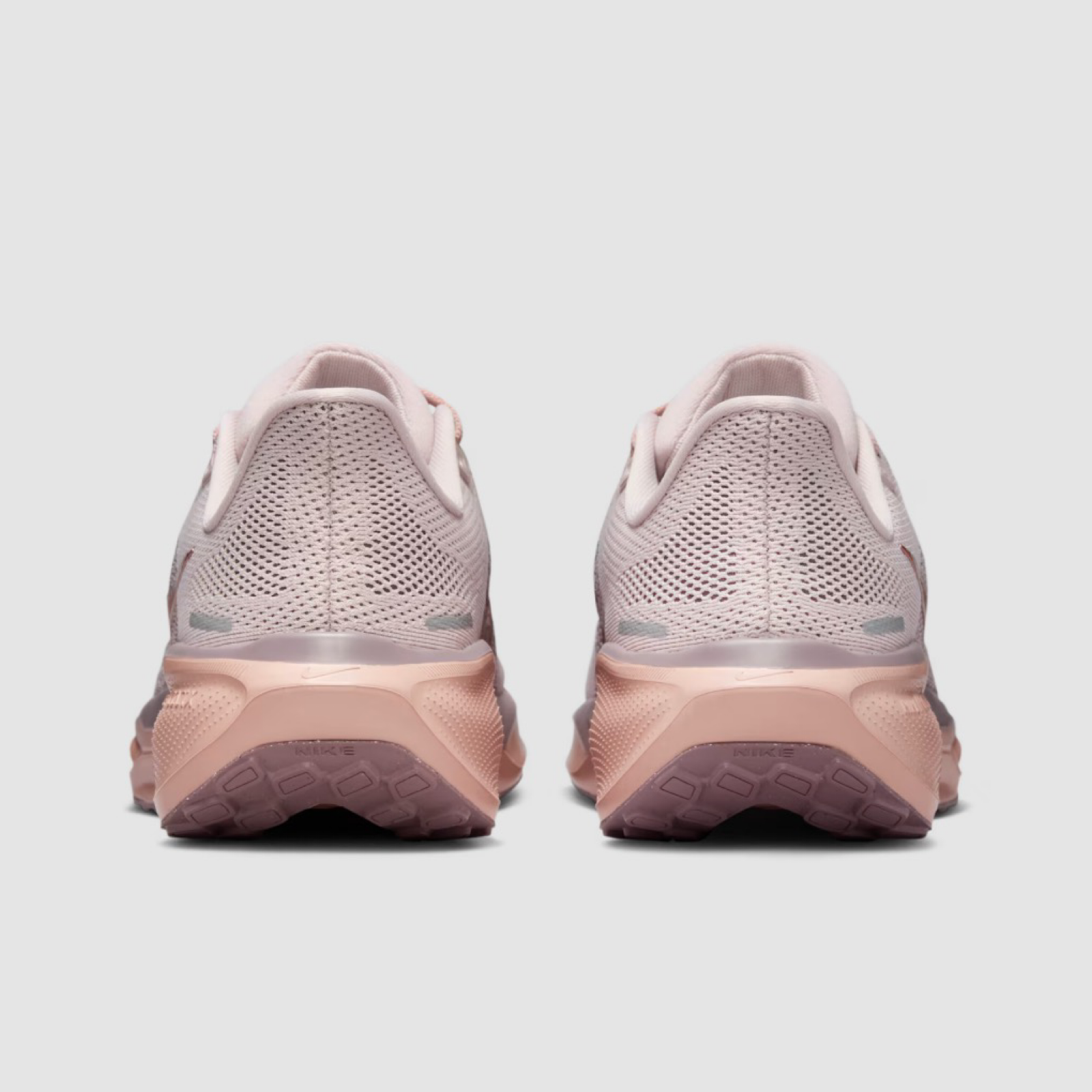 Дамски маратонки Nike Air Zoom Pegasus 41 Women Sneakers FD2723-604 Heel View